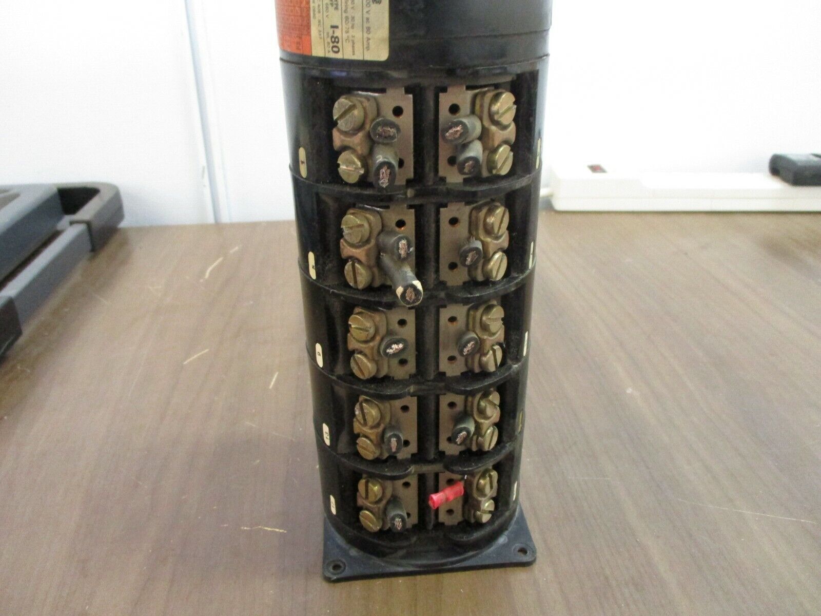 Entrelec I-80 Rotary Switch VY80/H/42447/X/CE99 80A 600V 3Ph *No Handle* Used