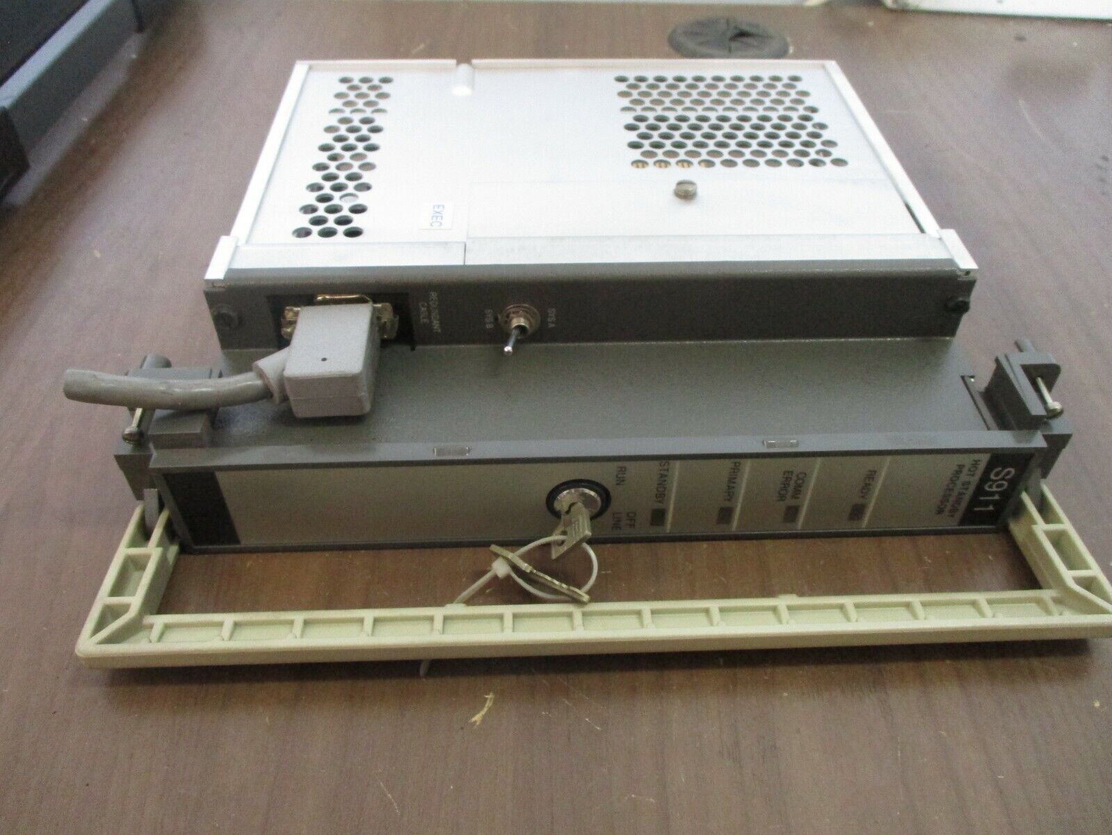 AEG Modicon Hot Standby Processor Module AS-9441-801 Model #: AS-S911-801 Used