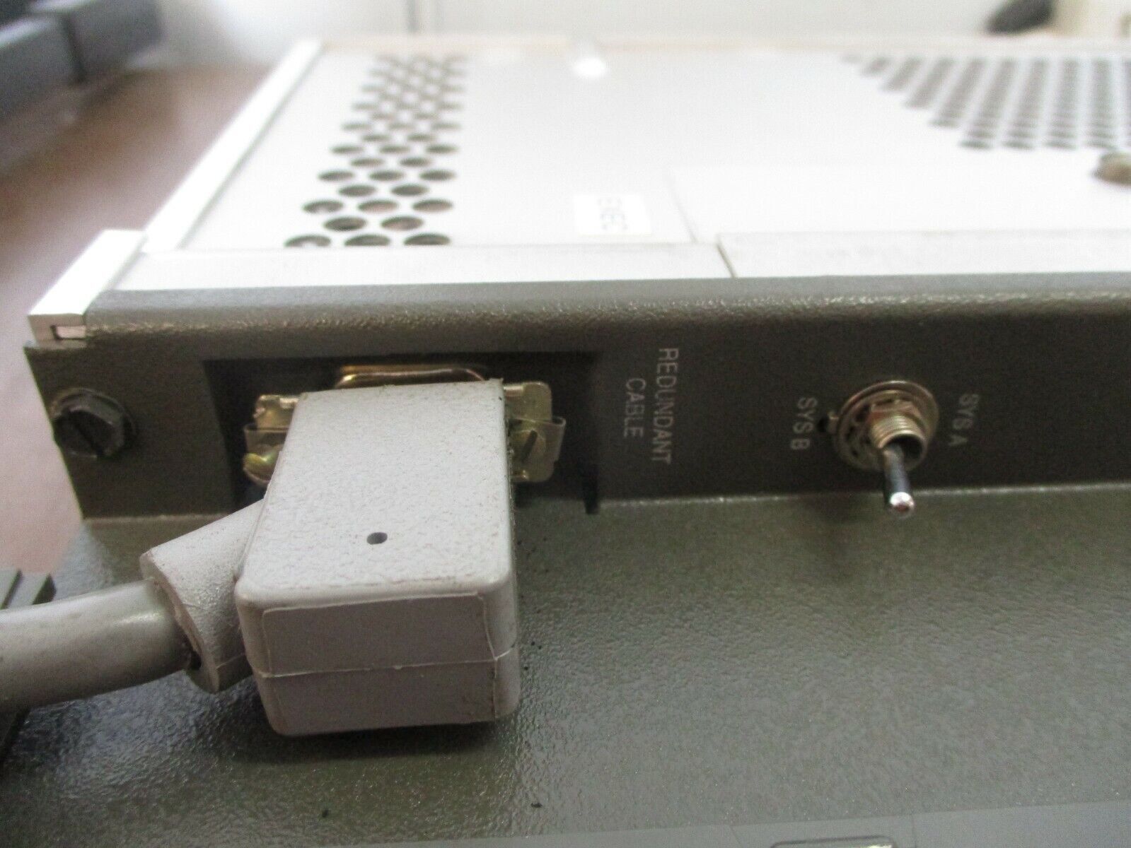 AEG Modicon Hot Standby Processor Module AS-9441-801 Model #: AS-S911-801 Used