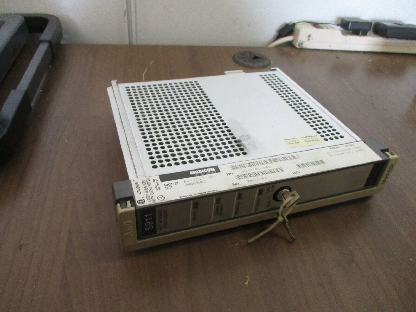 AEG Modicon Hot Standby Processor Module AS-9441-801 Model #: AS-S911-801 Used
