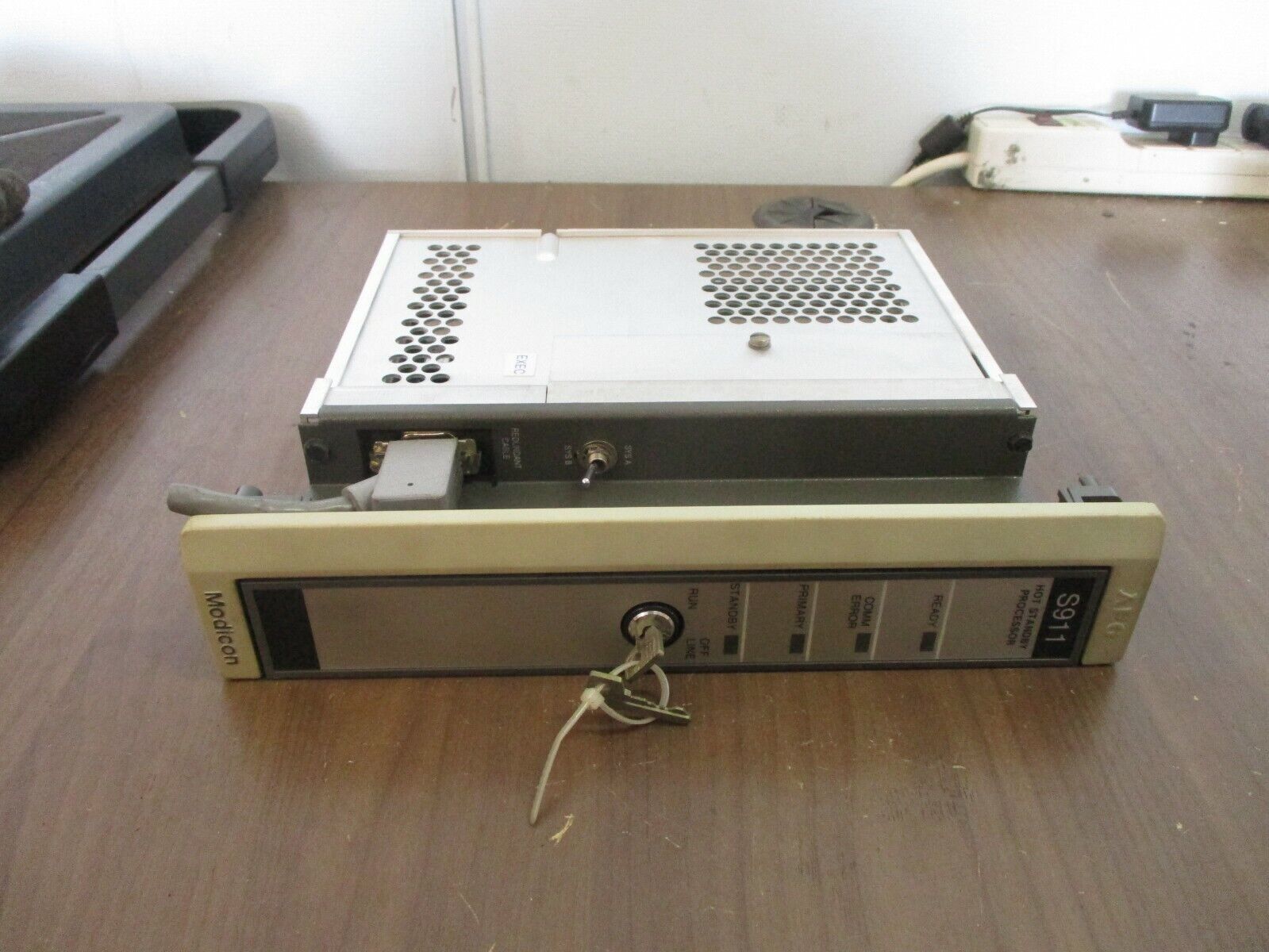 AEG Modicon Hot Standby Processor Module AS-9441-801 Model #: AS-S911-801 Used