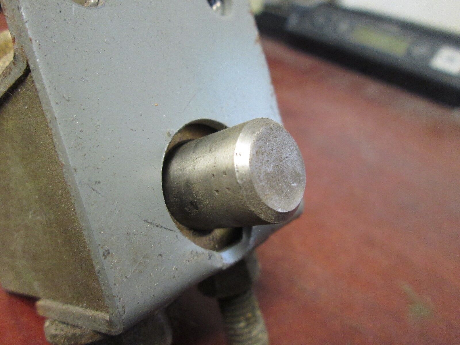 Gould/ITE Interlock 45A44042 Stab Length: Flush to 1/2" Used