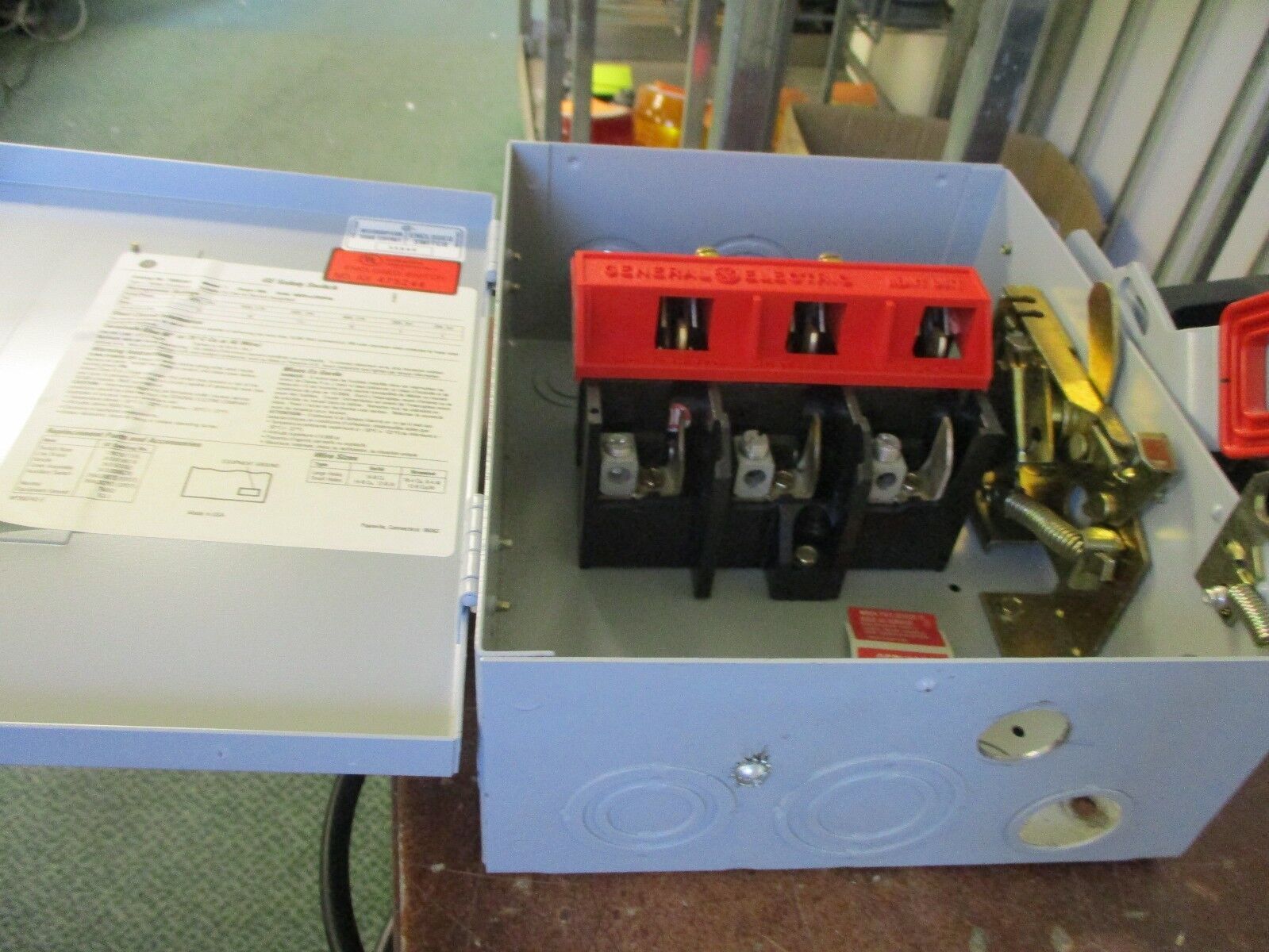 GE Non-Fusible Safety Switch THN3361 Mod 7 30A 600V Used