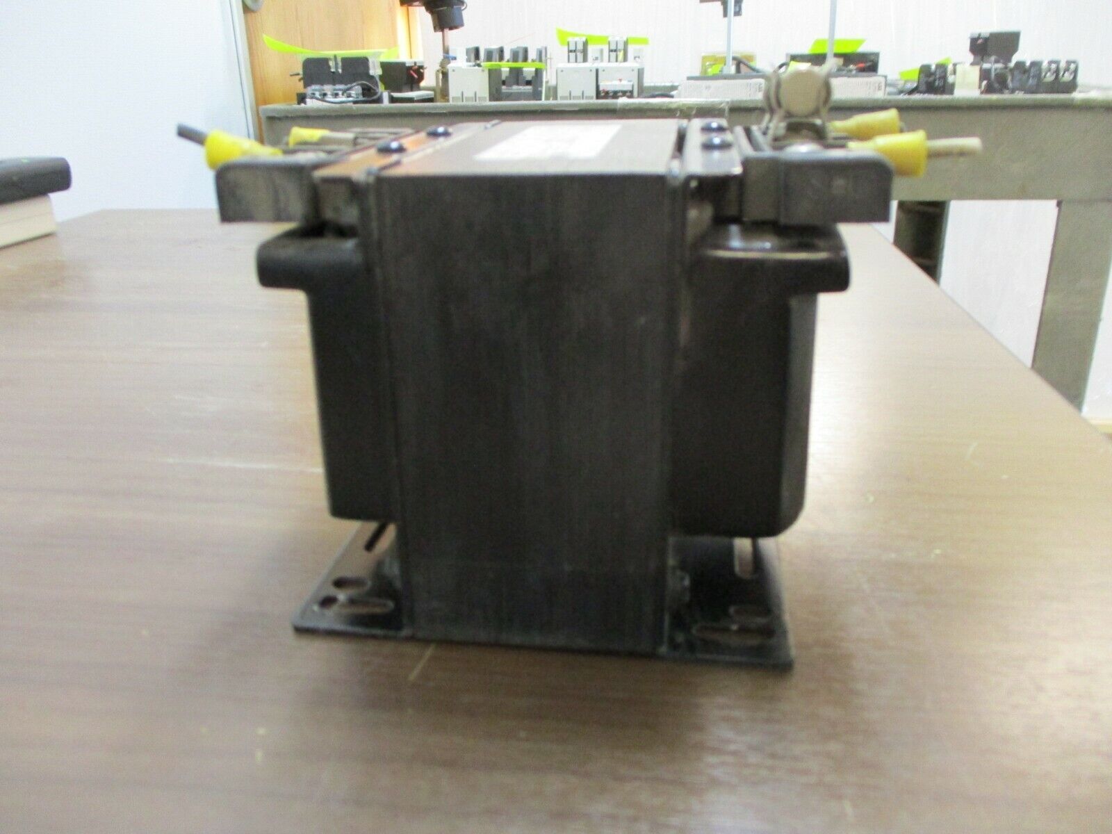 Hevi-Duty Control Transformer E250 0.250kVA Pri: 240/480V Sec: 120V 50/60Hz Used