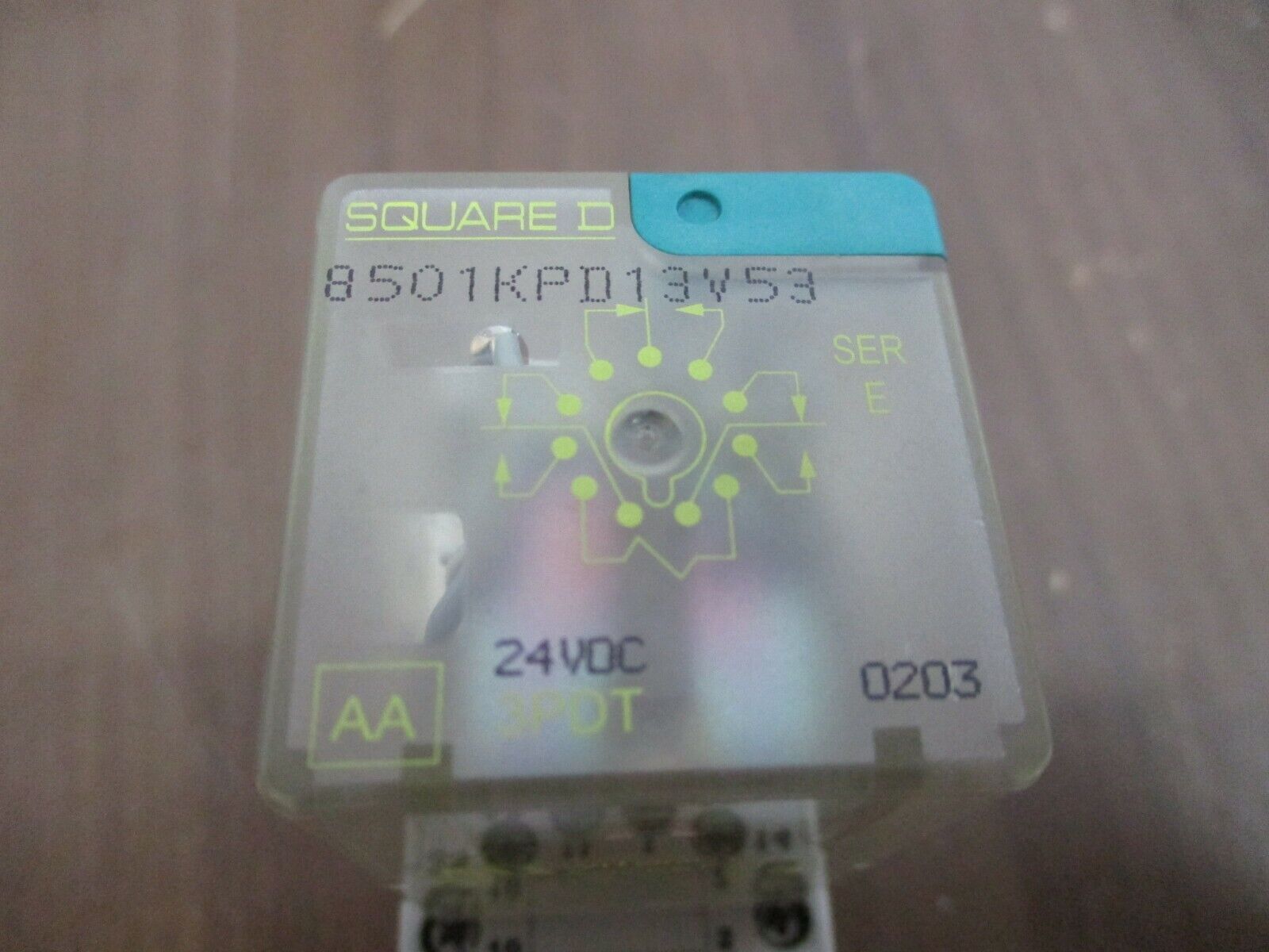 Square D Relay w/Base 8501KPD13V53 24VDC Used
