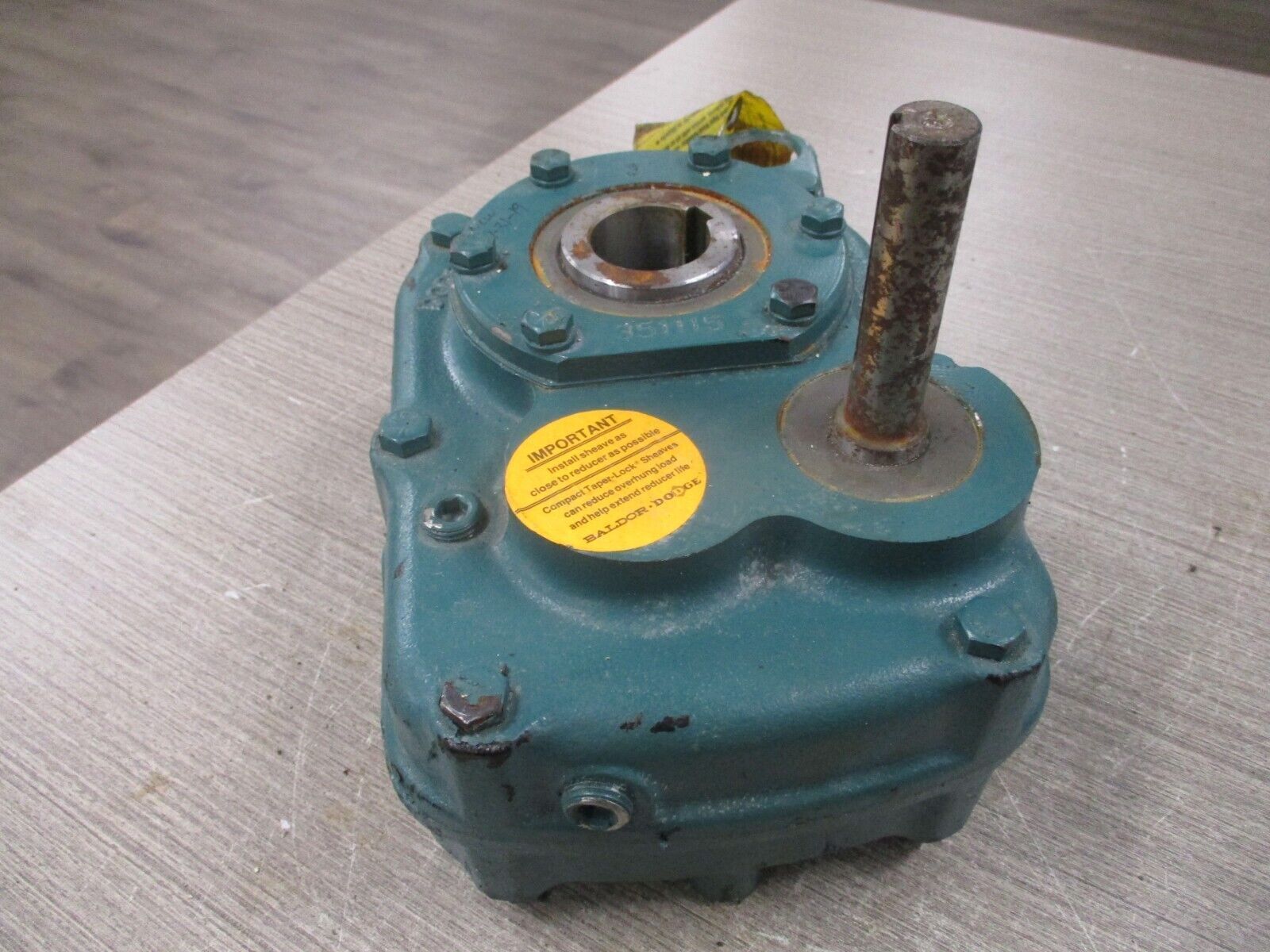 Dodge Torque-Arm Speed Reducer 241480 Size : 5CXT109A Ratio : 9.44 Used