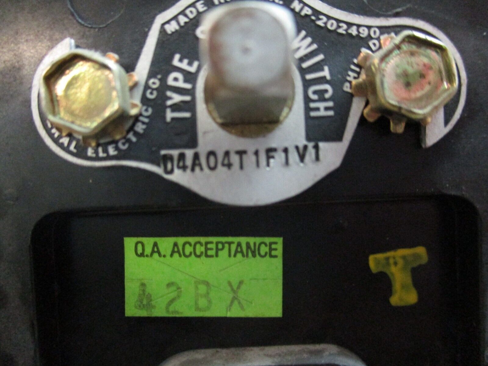 GE Type SBM Rotary Switch D4A04T1F1V1 Stop / Start Used