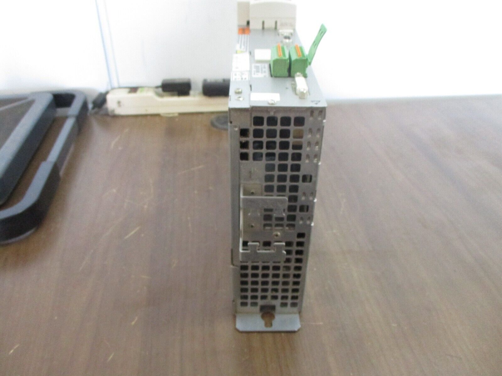 Rexroth IndraDrive Servo Drive HCS02.1E-W0012 Input: 3x200...500VAC 6A 50...60Hz