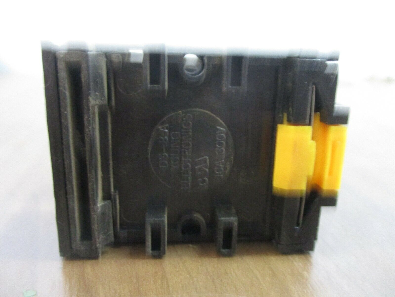 IDEC Electronic Timer GT3A-3AF20 100-240V 50/60Hz Used