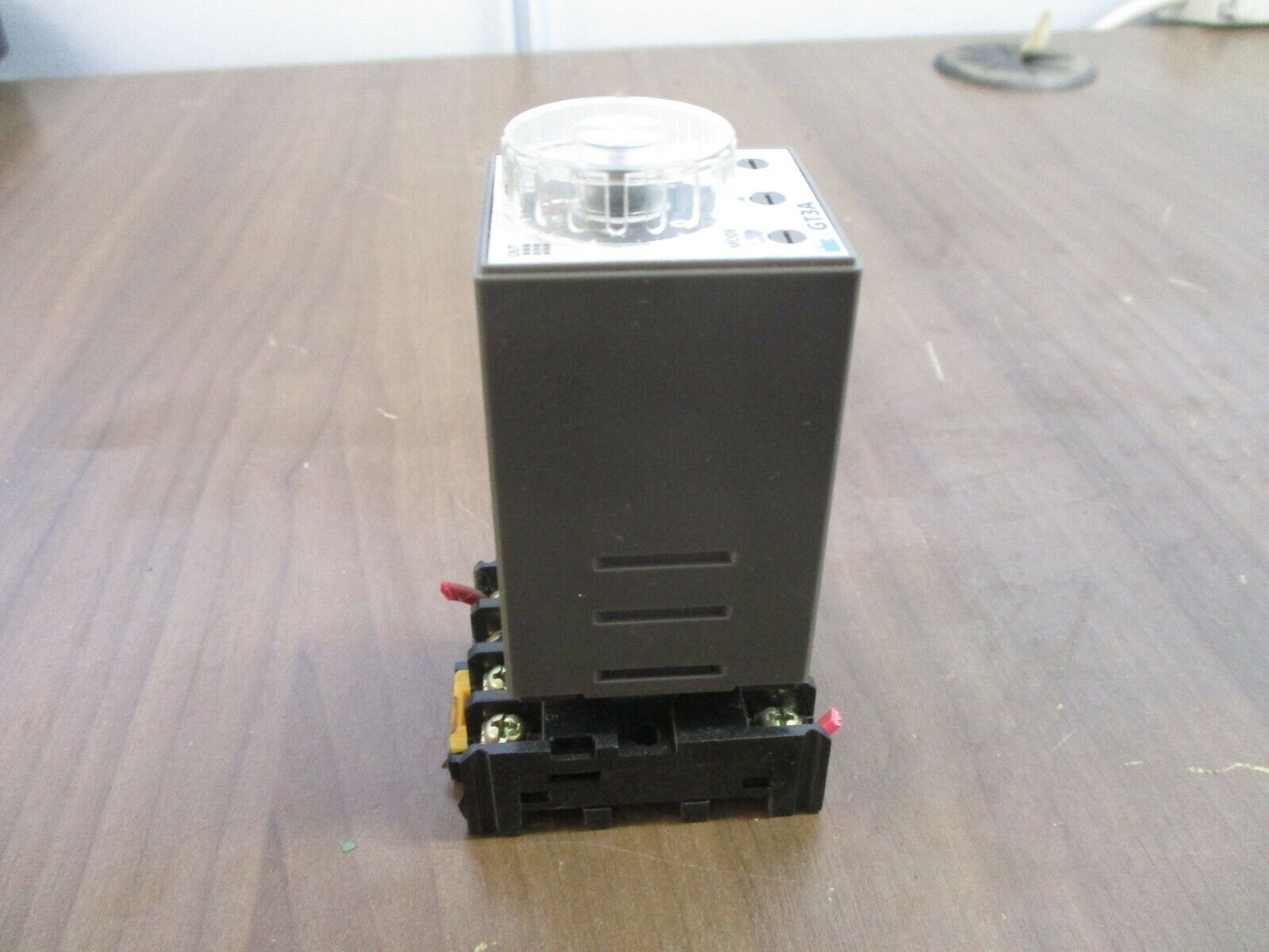 IDEC Electronic Timer GT3A-3AF20 100-240V 50/60Hz Used