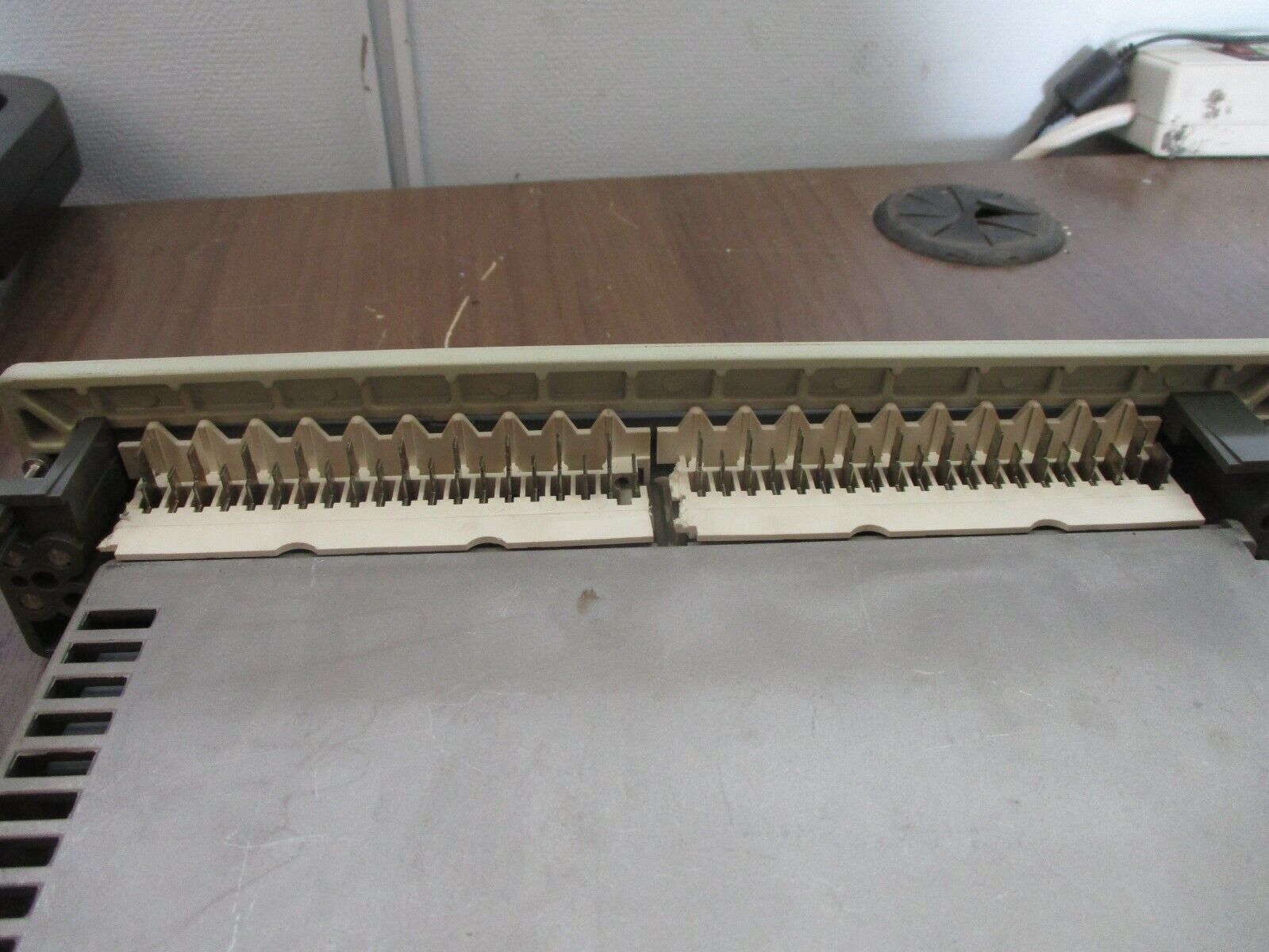 AEG Modicon Isolated Input Module AS-B817-116 115VAC Used