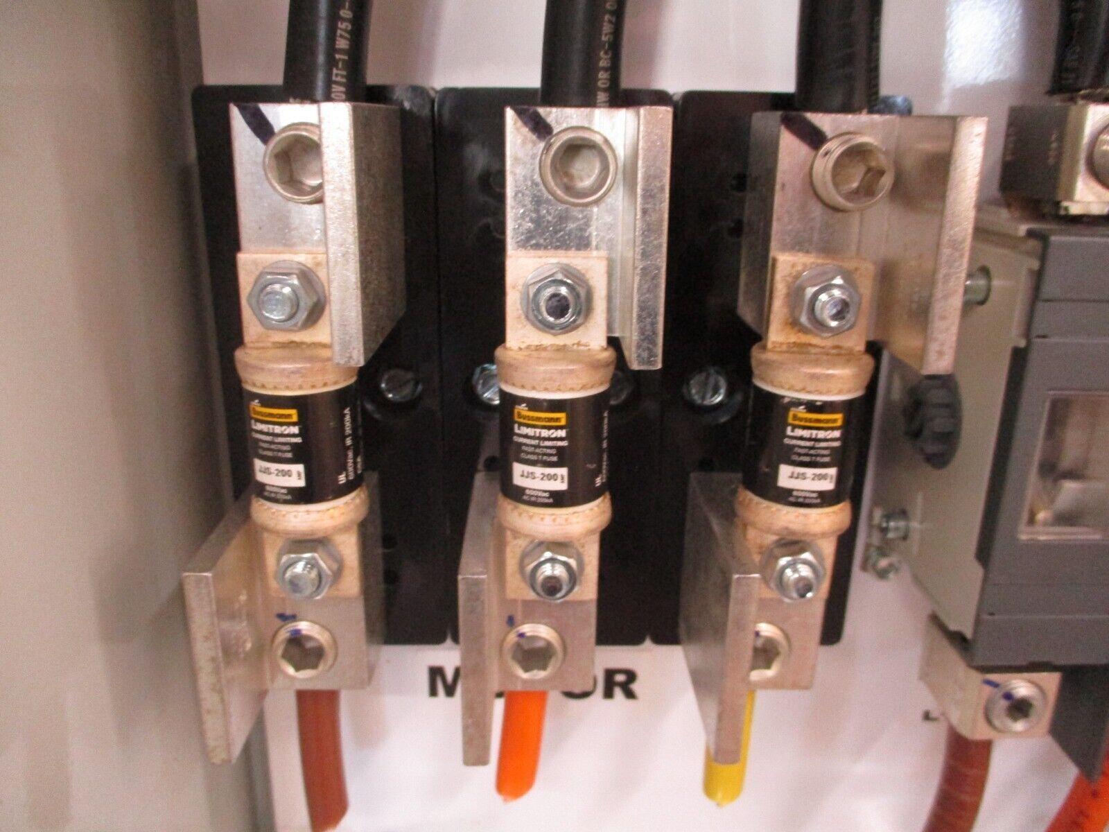 ABB Enclosed Disconnect w/ Fuses NF20012-3PB-JJS200 200A 3P JJS-200 Fuses Used