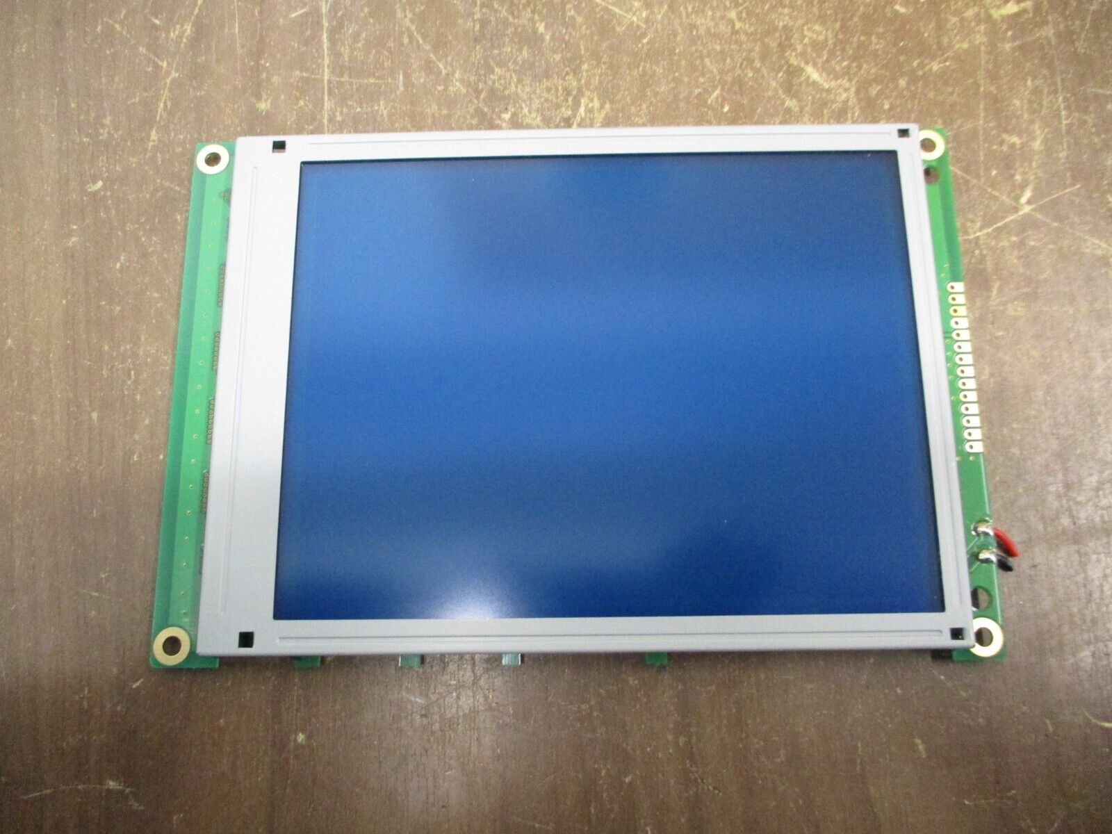 Apex LCD Screen HG322431 *No Wires* Used