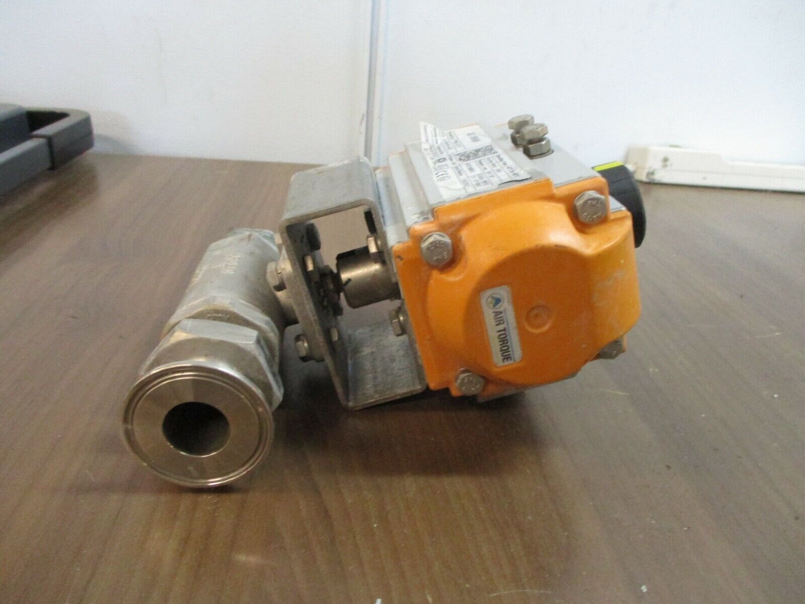 Air Torque Pneumatic Actuator PT100 S11 H 8 bar 90° Rotation Used