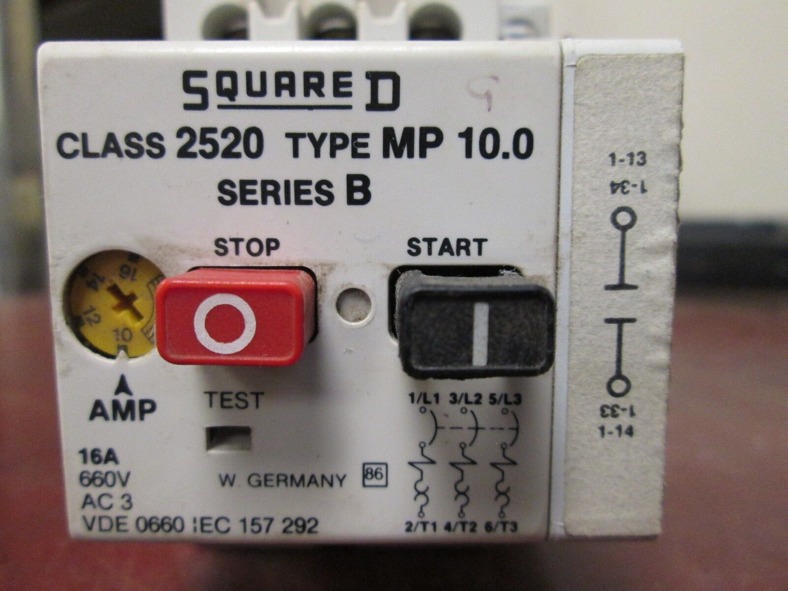 Square D Manual Motor Starter 2520 MP10.0 Range: 10-16A Used