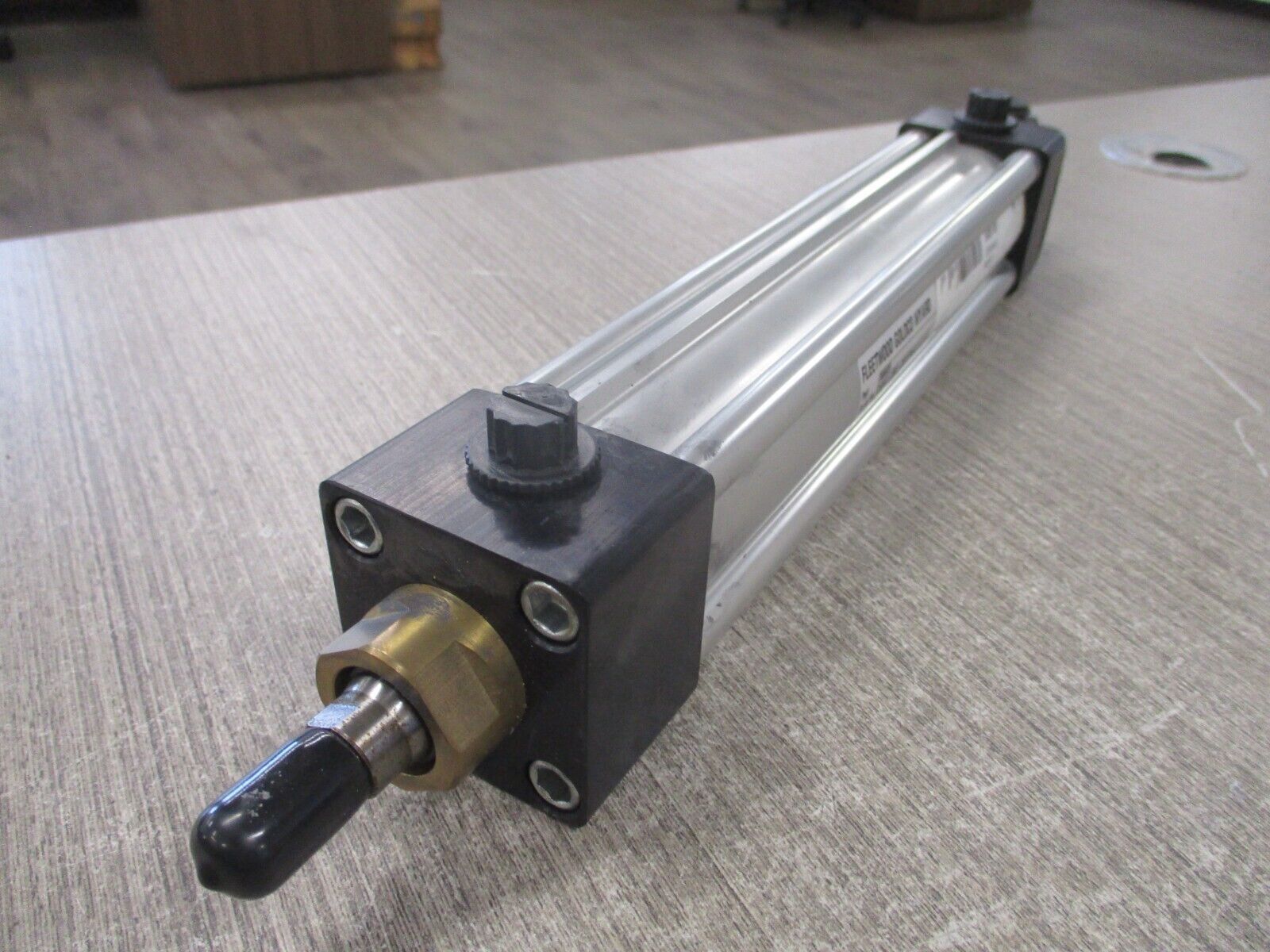 Fleetwood Goldco Wyard Pneumatic Air Cylinder 300928 250PSI *No Box* New Surplus