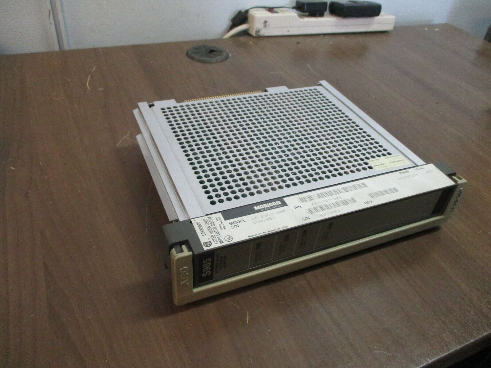 AEG Modicon Modbus Plus Network Adapter Module AS-S985-802 Model #: AM-S985-800