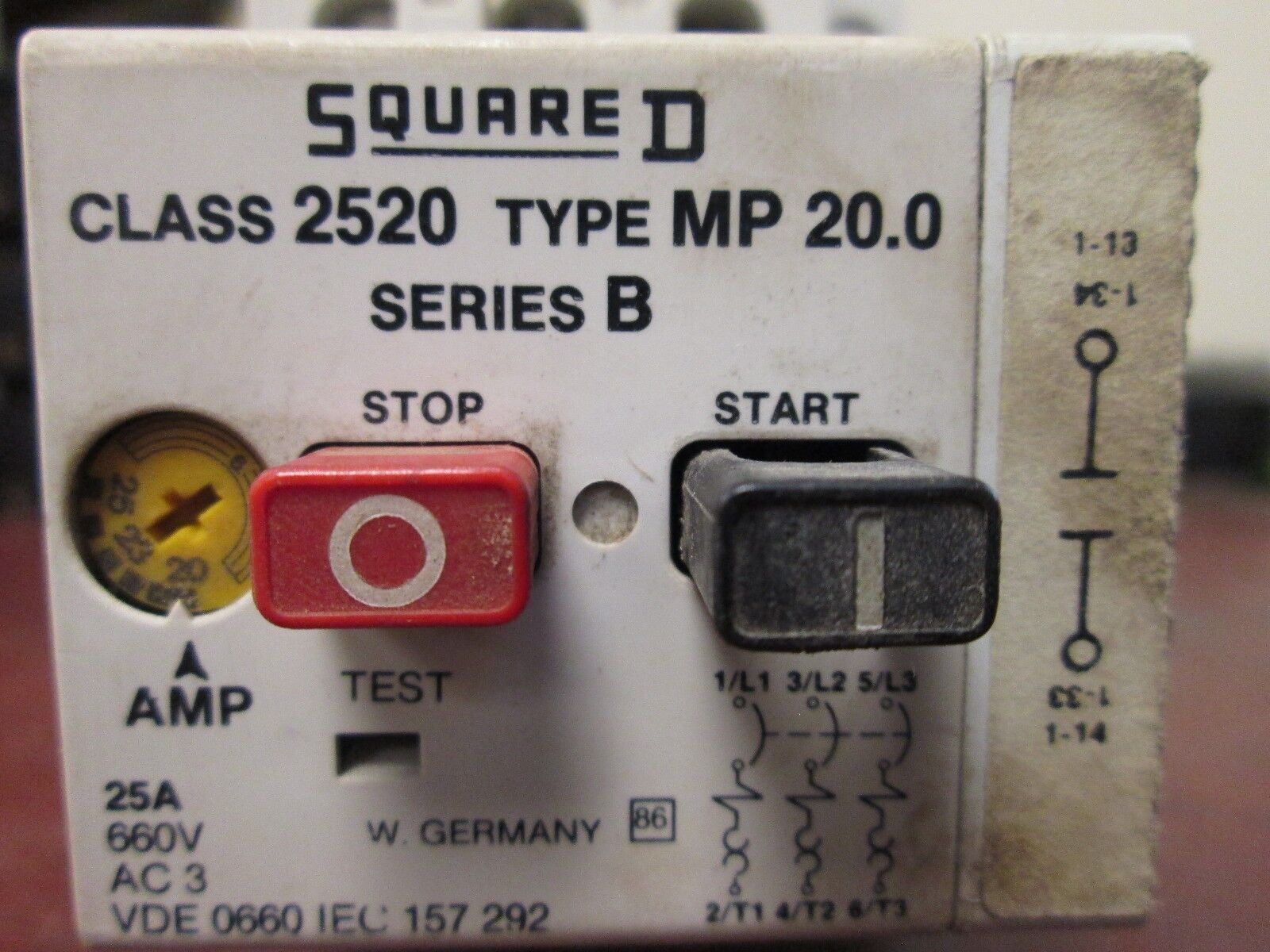 Square D Manual Motor Starter 2520 MP20.0 Range: 20-25A Used