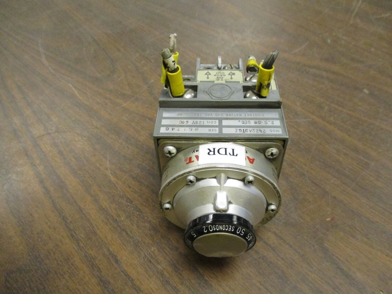 Agastat Timer 2422ADTGZ Range:2.5-50sec 120V Coil *Missing Terminal Screws* Used