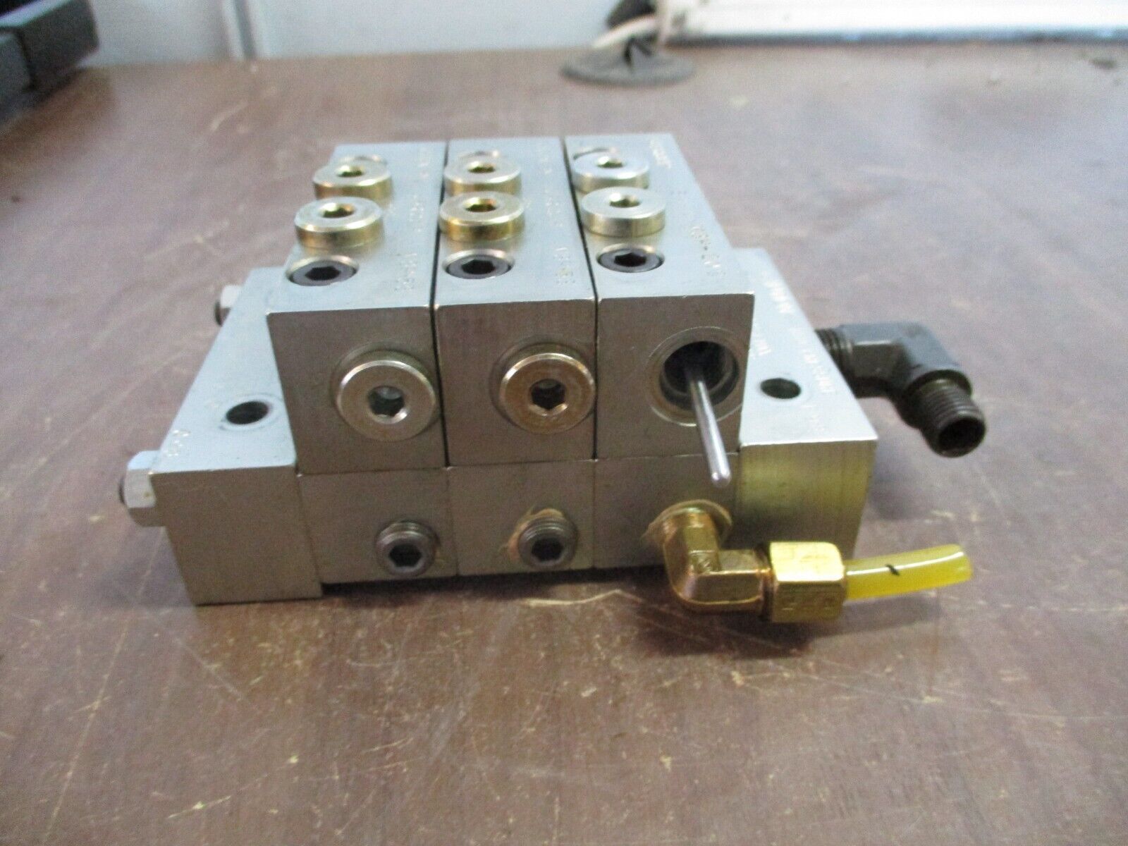 Lubriquip Valve Manifold MSP-20S / MSP-5S / MSP-5S Used