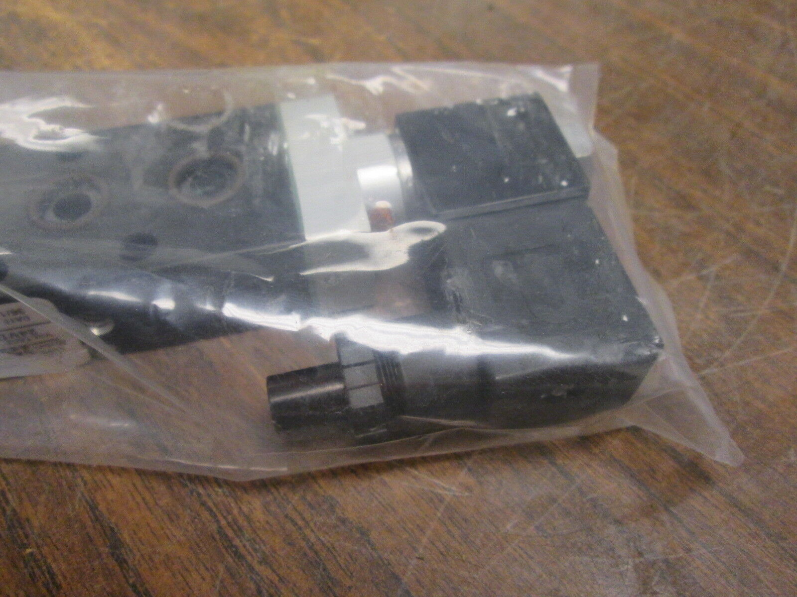 Alkon Solenoid Valve 250-02-009-82C5 24VDC New Surplus