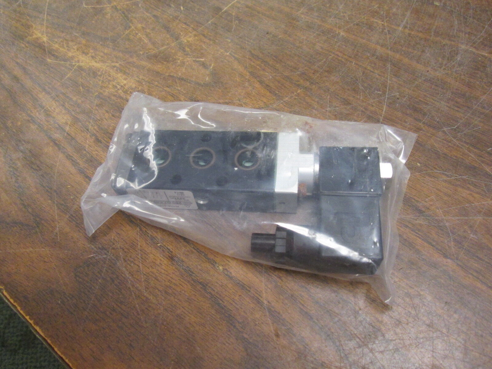 Alkon Solenoid Valve 250-02-009-82C5 24VDC New Surplus