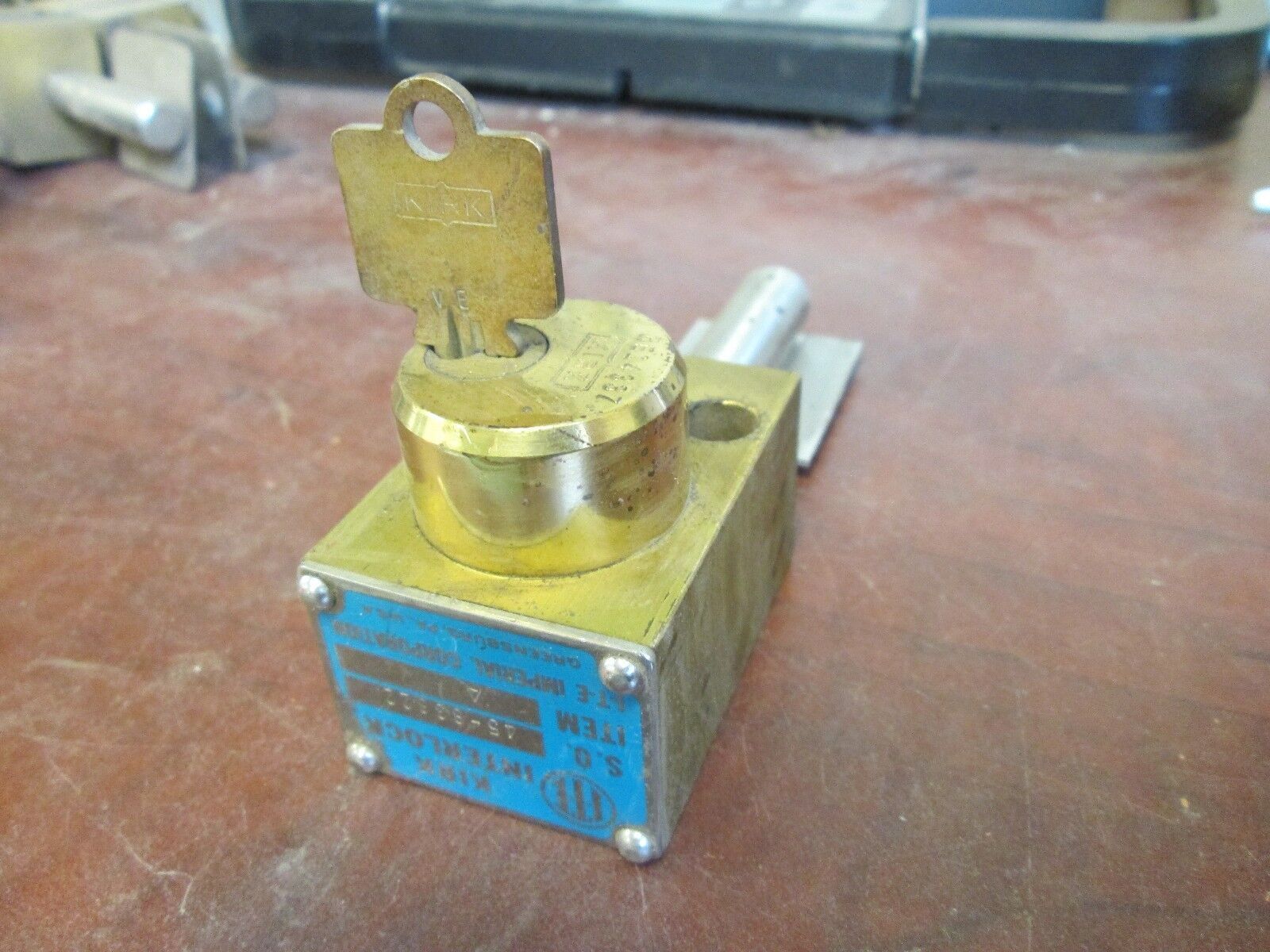 Kirk Interlock 45-83822 Stab Length: 2" to 2-3/4" Used