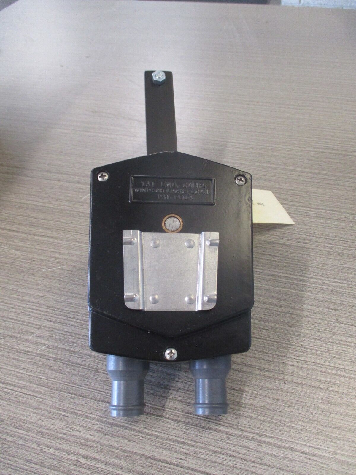 TAT Engineering Series B-94 Hand Pump 400-900 *New Surplus*