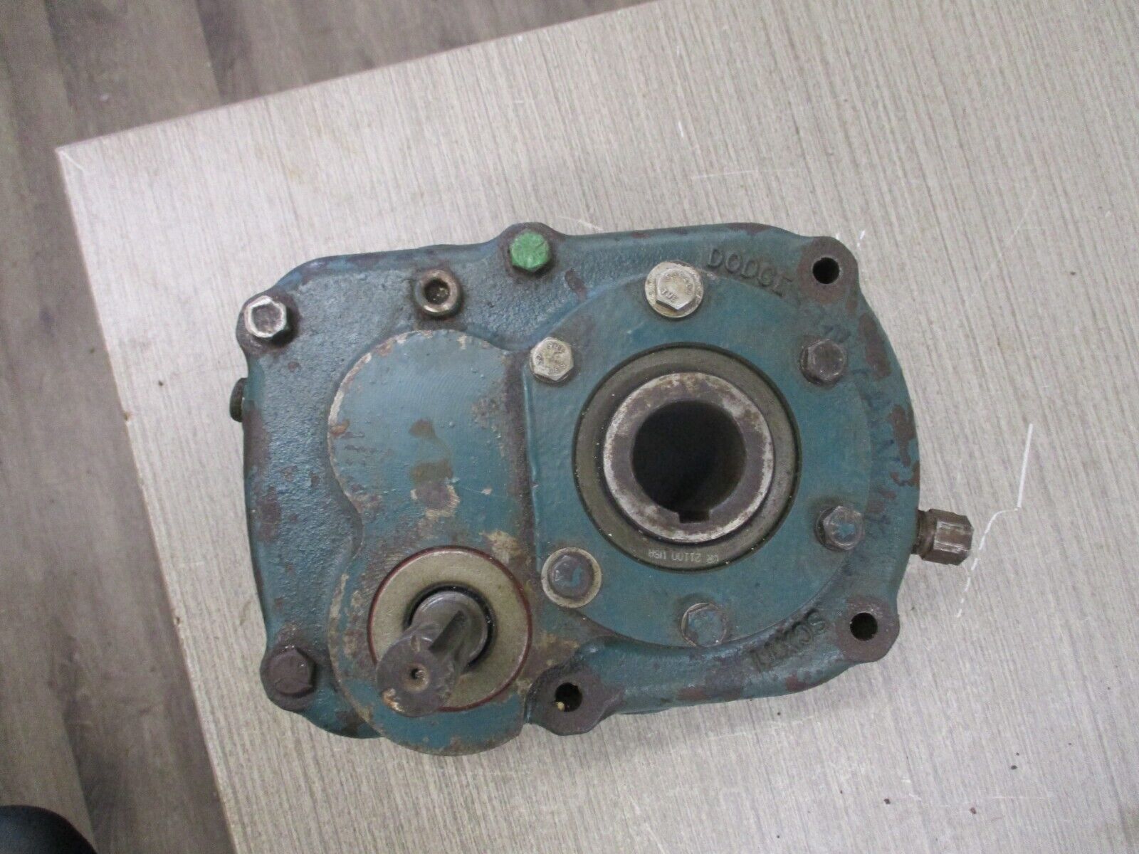 Dodge Torque-Arm Speed Reducer 241480 FJ Size : SCXT109 Ratio : 9.44 Used