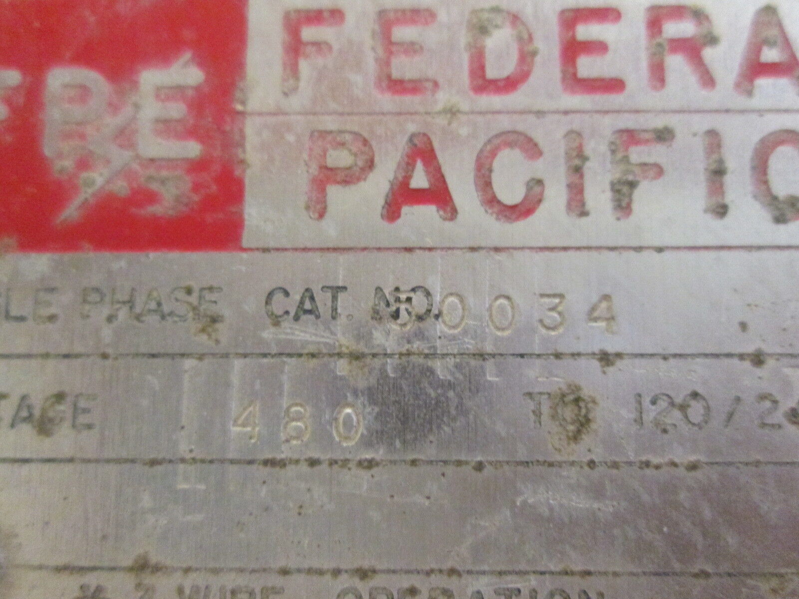 FPE 1Ph Power Transformer 30034 5KVA Pri: 480V Sec: 120/240V 60Hz Used