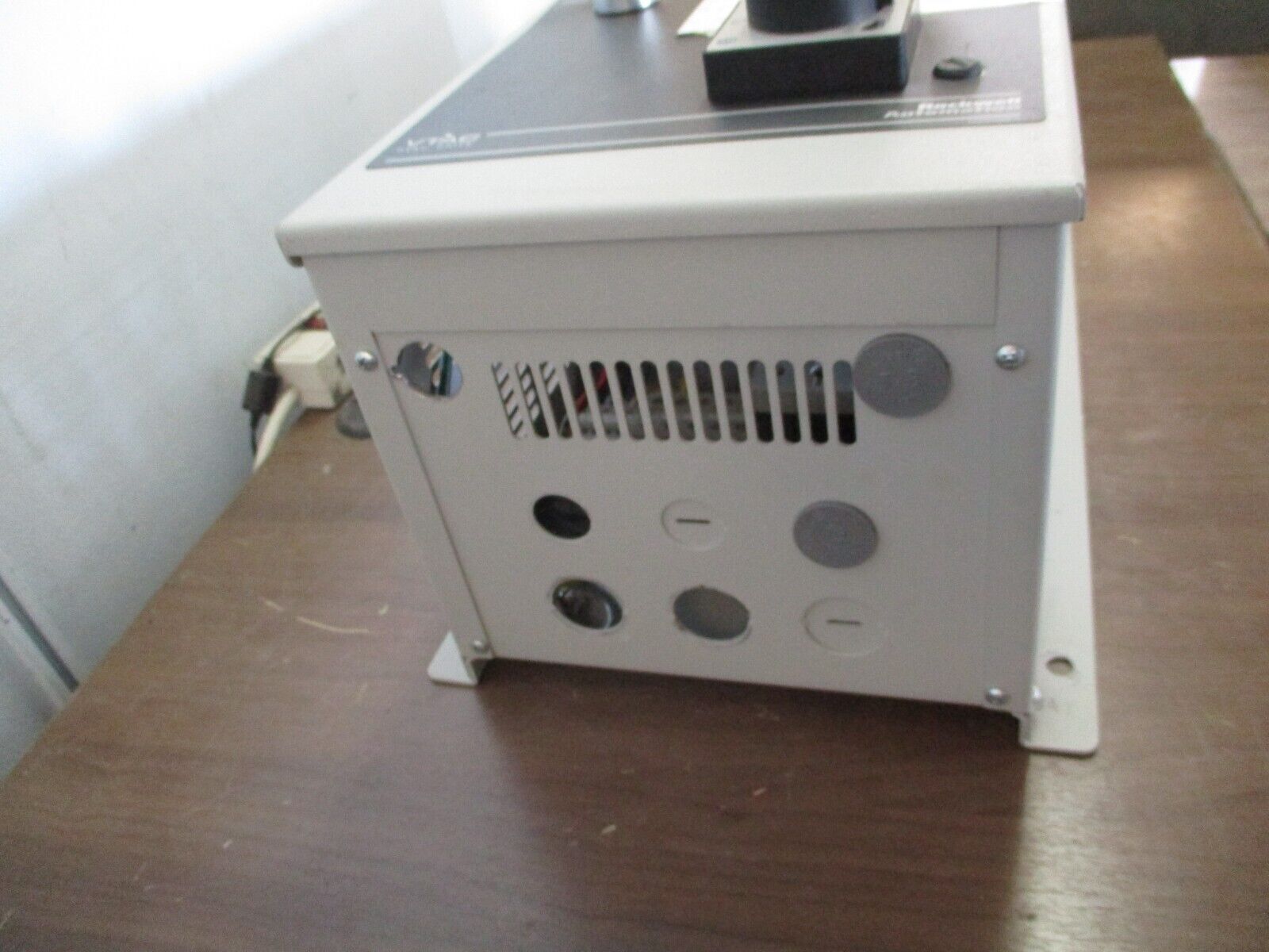 Rockwell Automation VTAC 9 AC Drive w/ Bypass 9VT-2541H0-D00 25HP 3Ph w/ Keypad