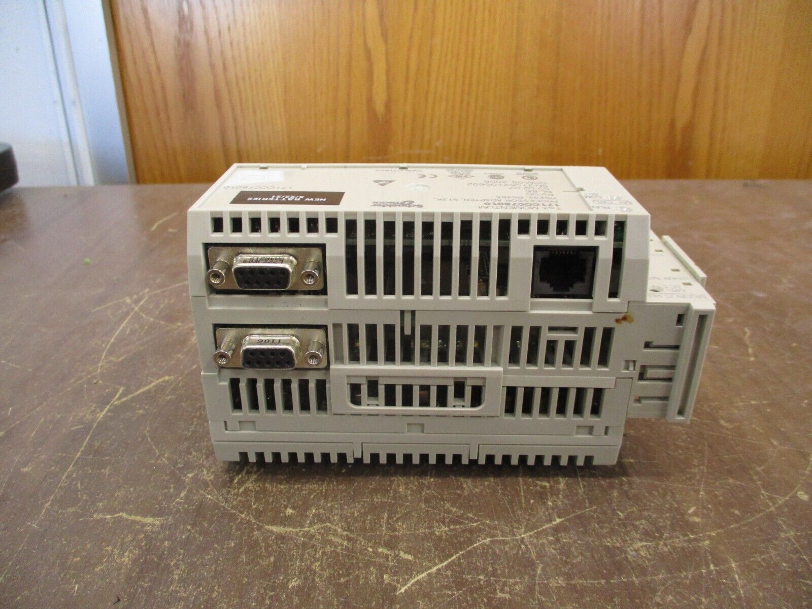 Schneider Electric TSX Momentum Processor w/ I/O Base 171CCC78010 512K Used