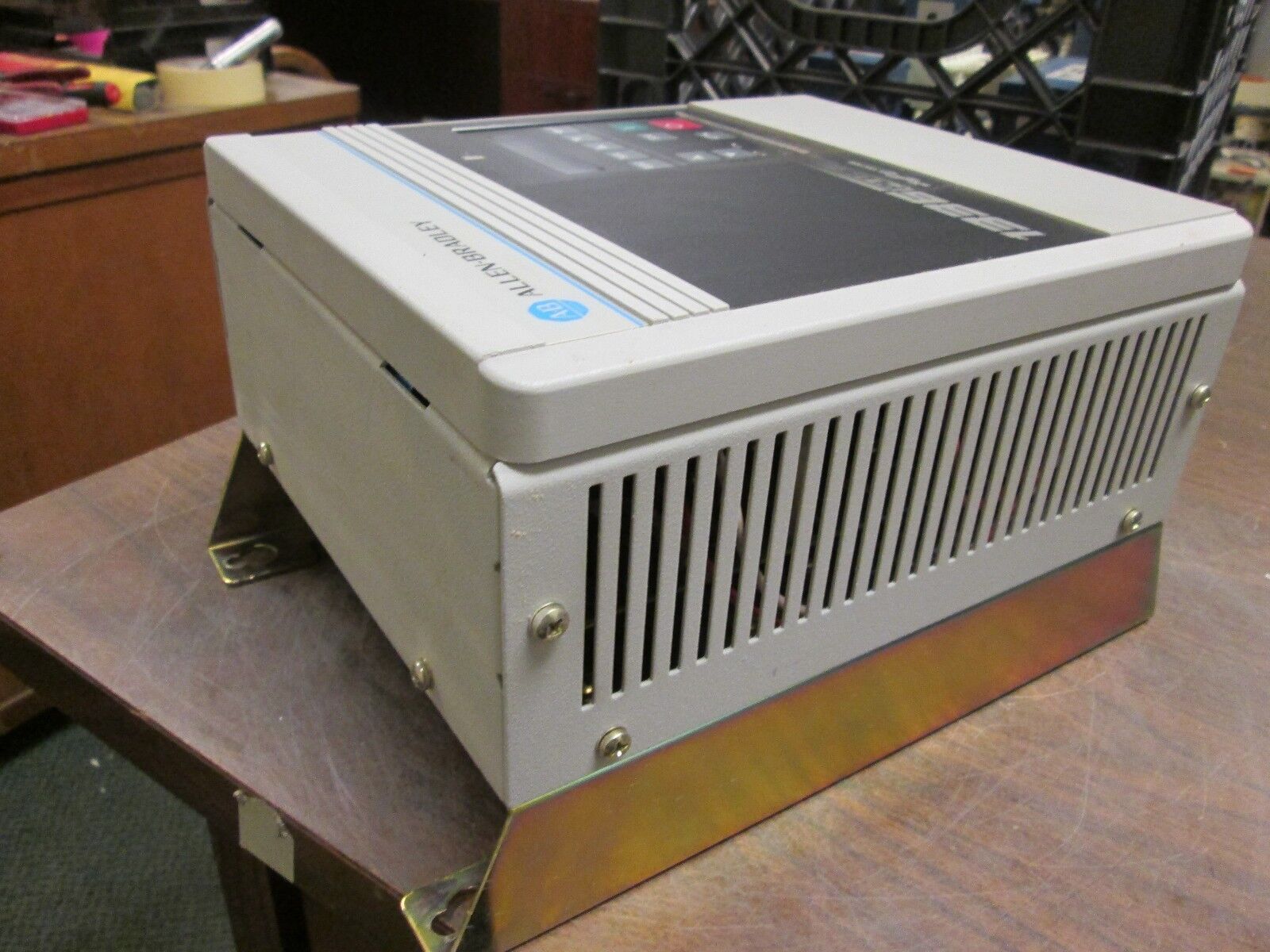 Allen-Bradley 1336 Plus AC Drive w/ L6 Board 1336S-BRF15-AE-DE 1.5HP Used