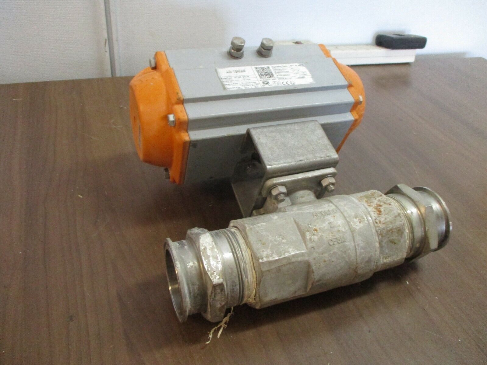 Air Torque Pneumatic Actuator PT250 S11 H 8 bar 90° Rotation Used