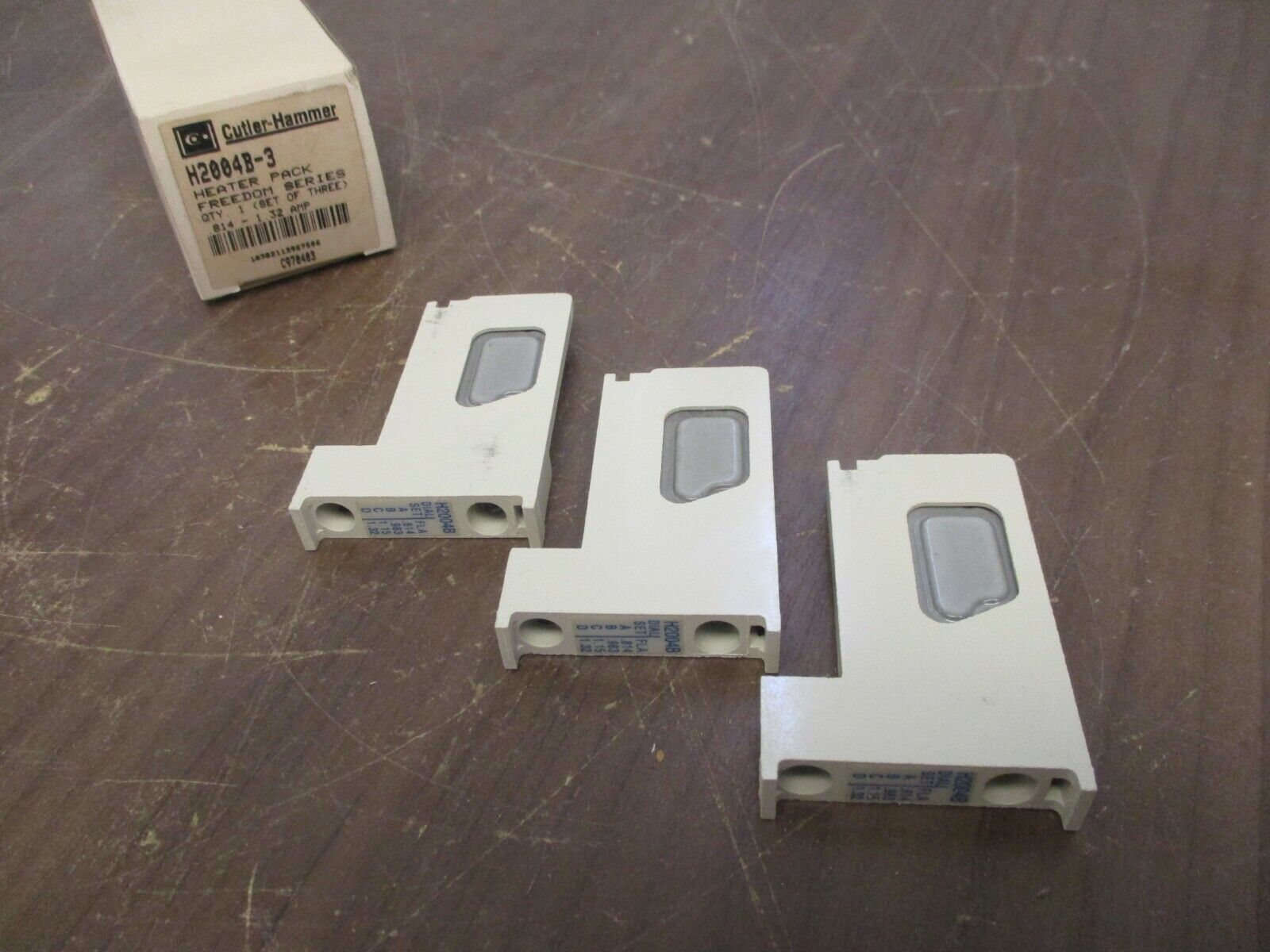 Cutler-Hammer Freedom Series Heater Pack H2004B 0.814-1.32A New Surplus Set of 3