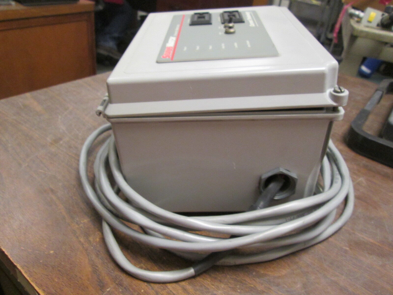 Current Technology Status Watch Diagnostic Monitoring 900-0111-011 120/208V Used