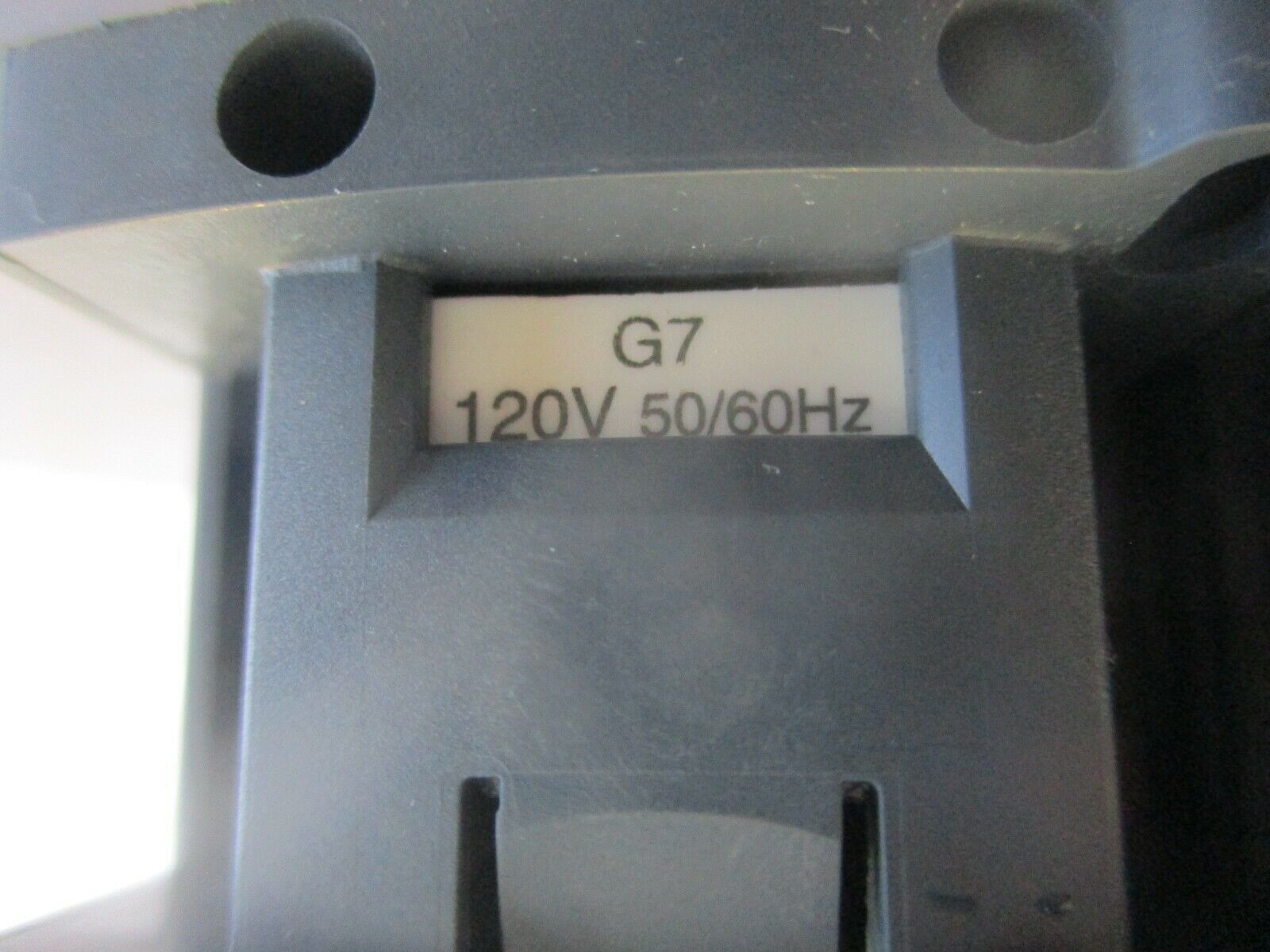 Schneider Reversing Starter LC1 D12/LRD1516 120V Coil Trip: 9-13A Used