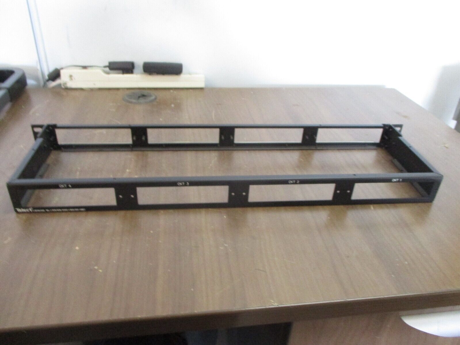 Telect DSX Chassis 010-0000-1701 4-Slot Used