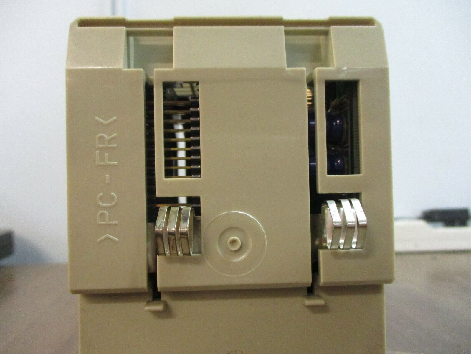 AEG Modicon CPU Module PC-A984-145 8K 24VDC 1A Used