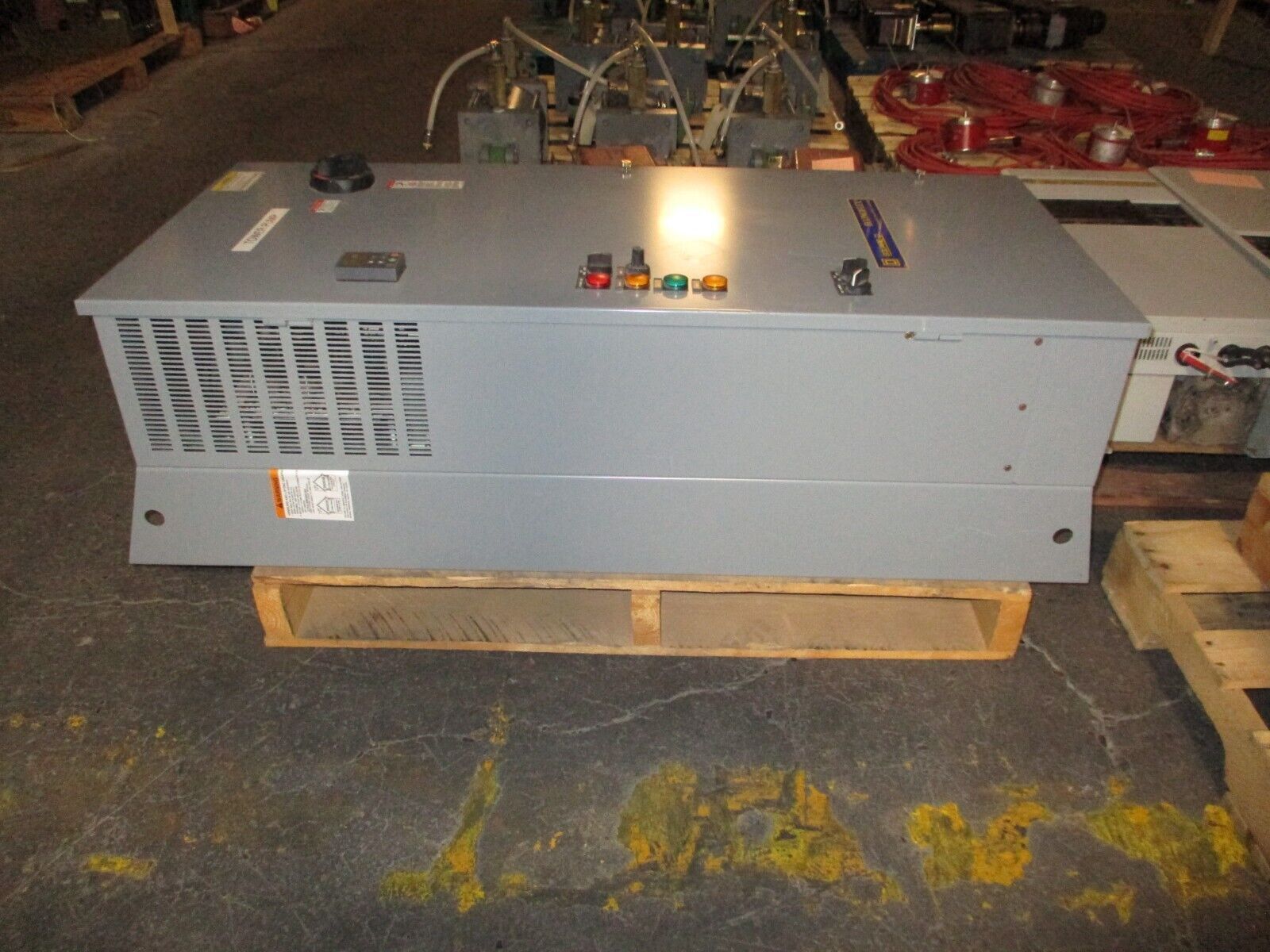 Square D Econoflex Altivar AC Drive 8839 58ENG4VY 40Hp 3Ph Used