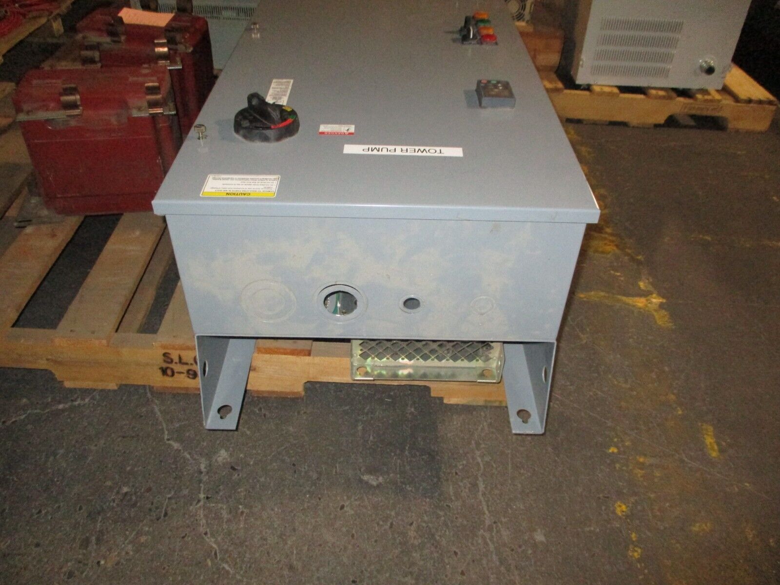 Square D Econoflex Altivar AC Drive 8839 58ENG4VY 40Hp 3Ph Used
