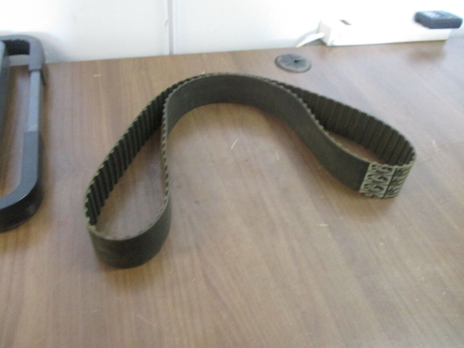 Gates PowerGrip Timing Belt 560H200 Used