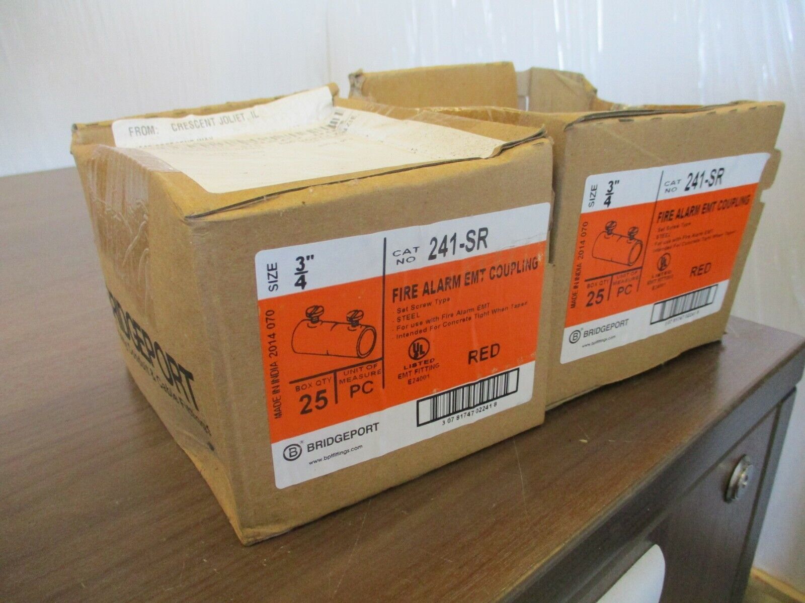 Bridgeport Fire Alarm EMT Coupling 241-SR Set Screw Type *Lot of 2 Boxes of 25*