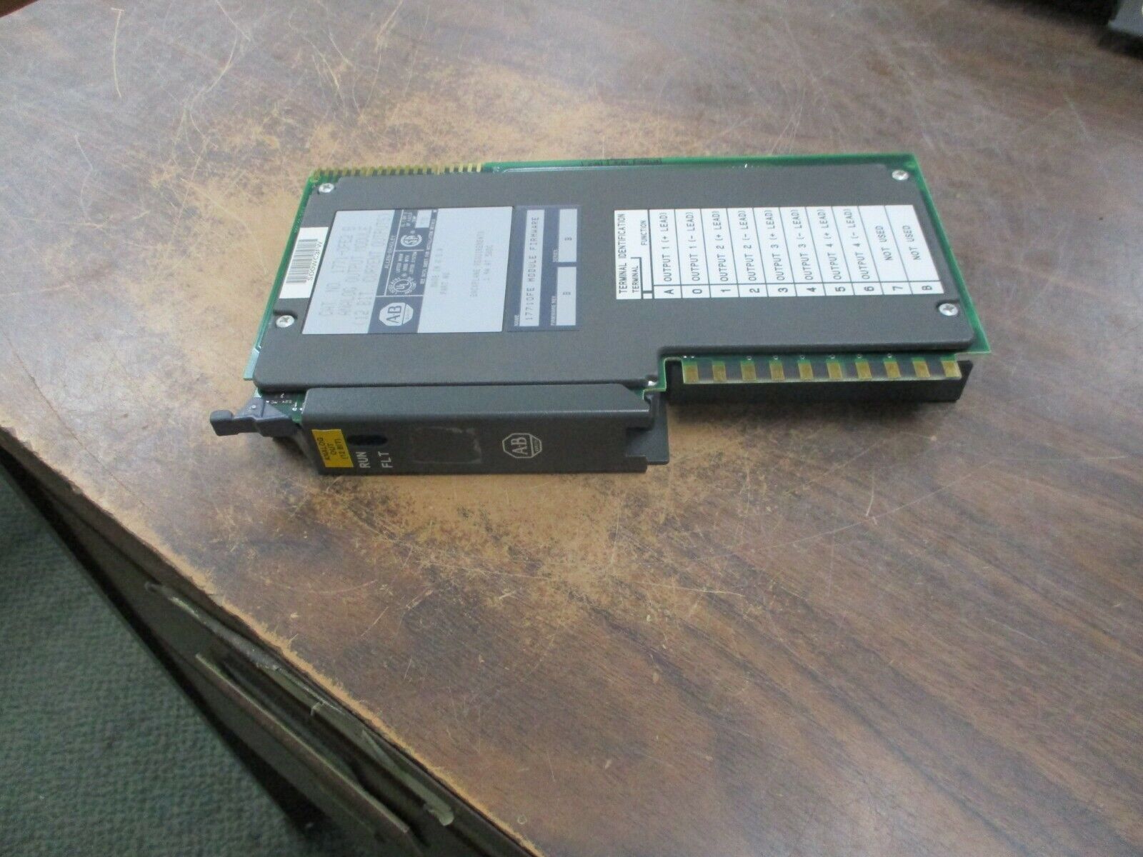 Allen-Bradley Analog Output Module 1771-OFE2 B 12-Bit Rev. B Ser. B 1.4A@5VDC