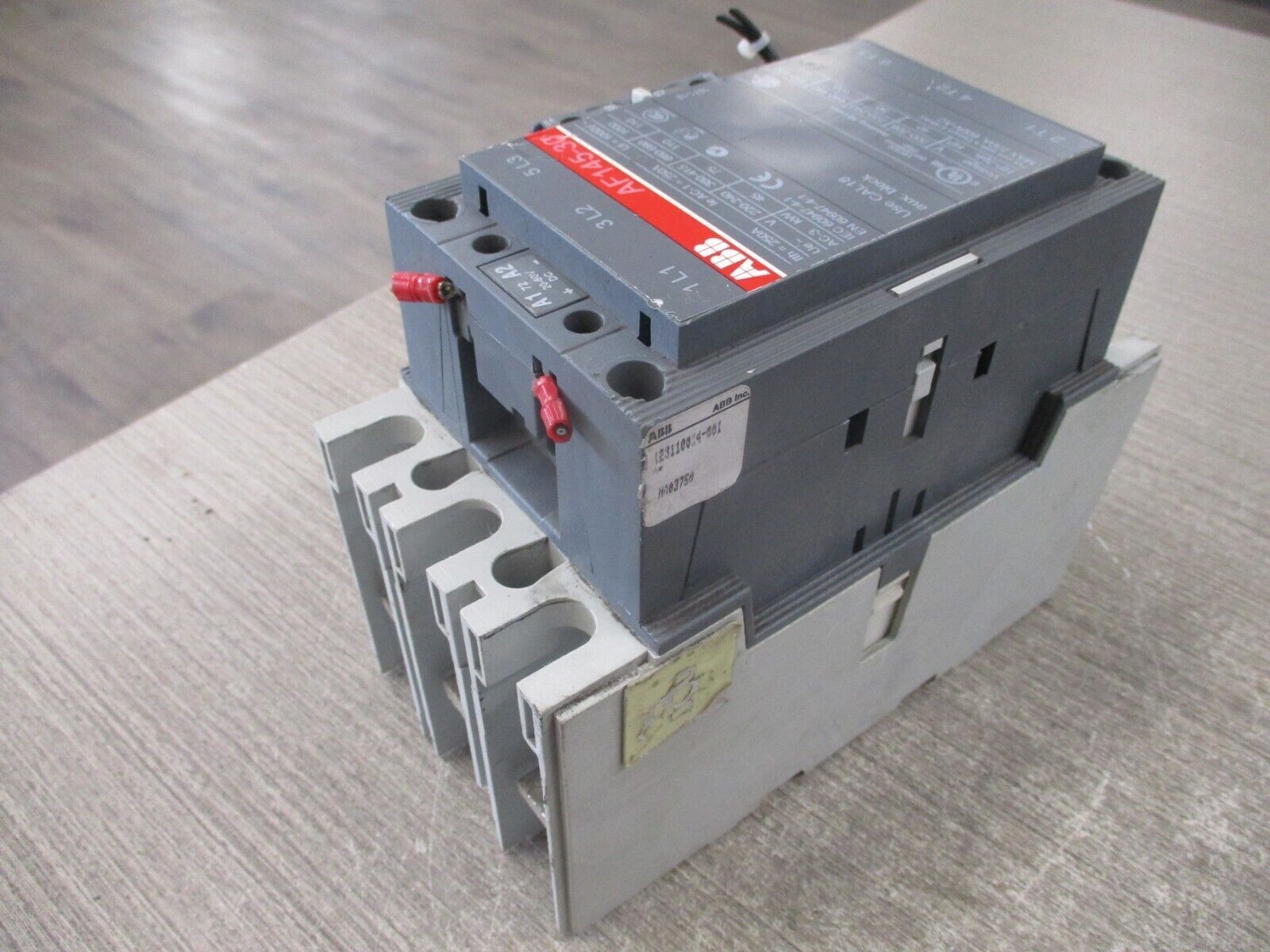 ABB Contactor AF145-30 20-60VDC Coil 230A 600V Used