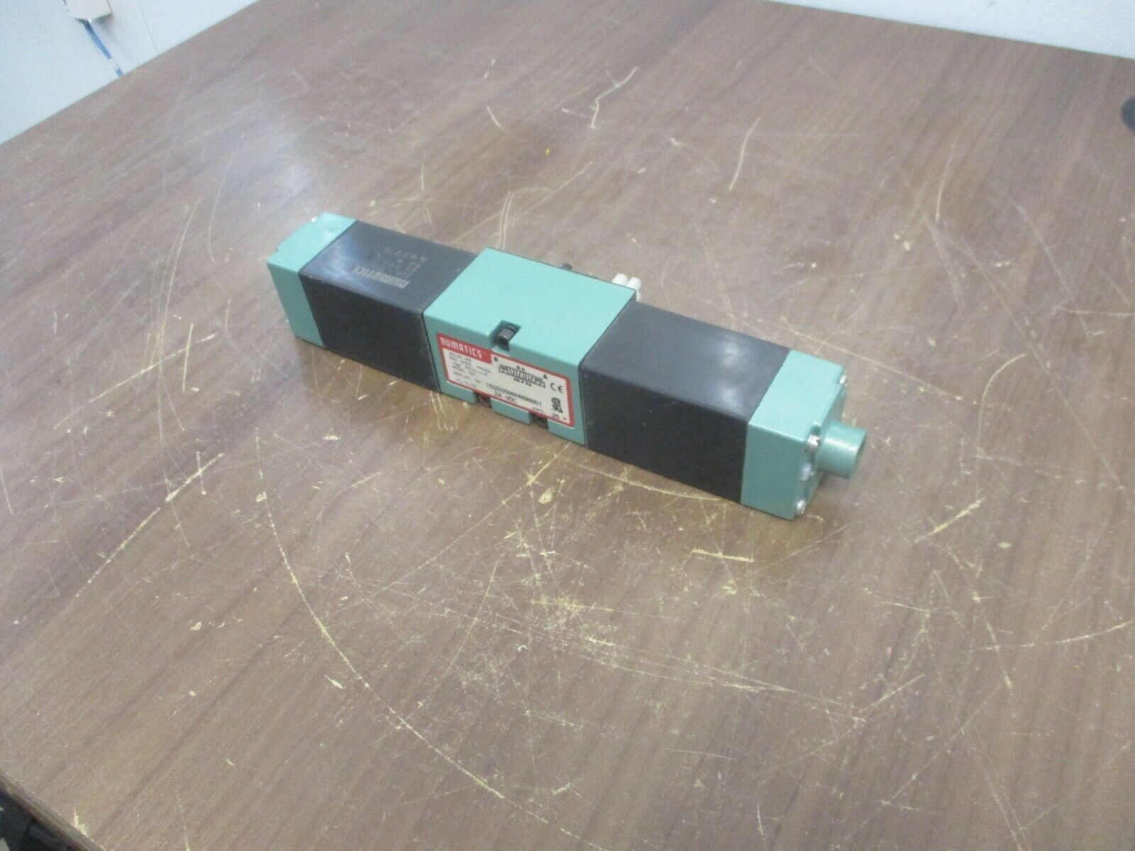 Numatics Solenoid Valve 152SS500M000061 150PSIG Air 24VDC 0.25A Used