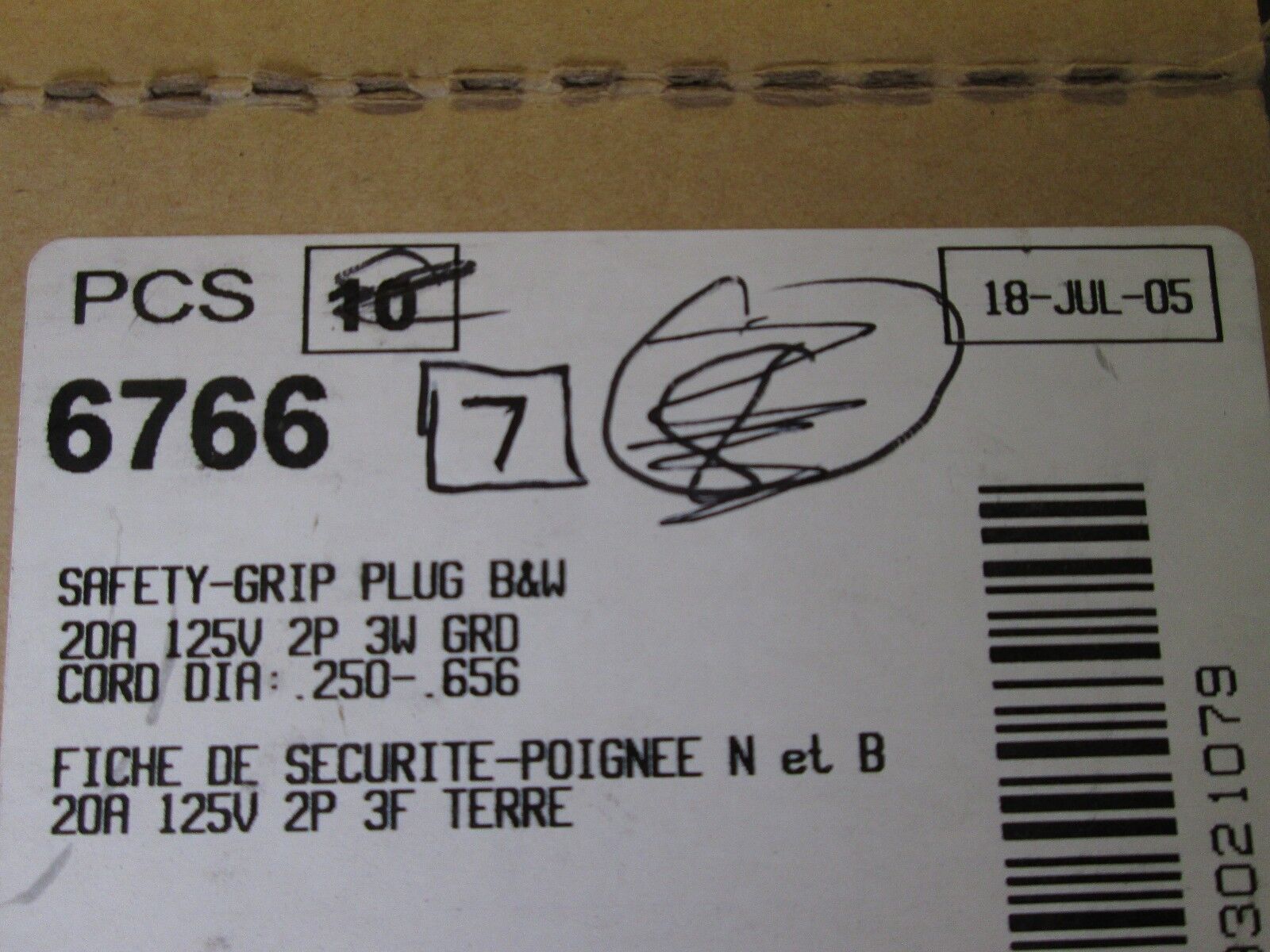 Cooper Plug 6766 *Lot of 7* 20A 125V New Surplus