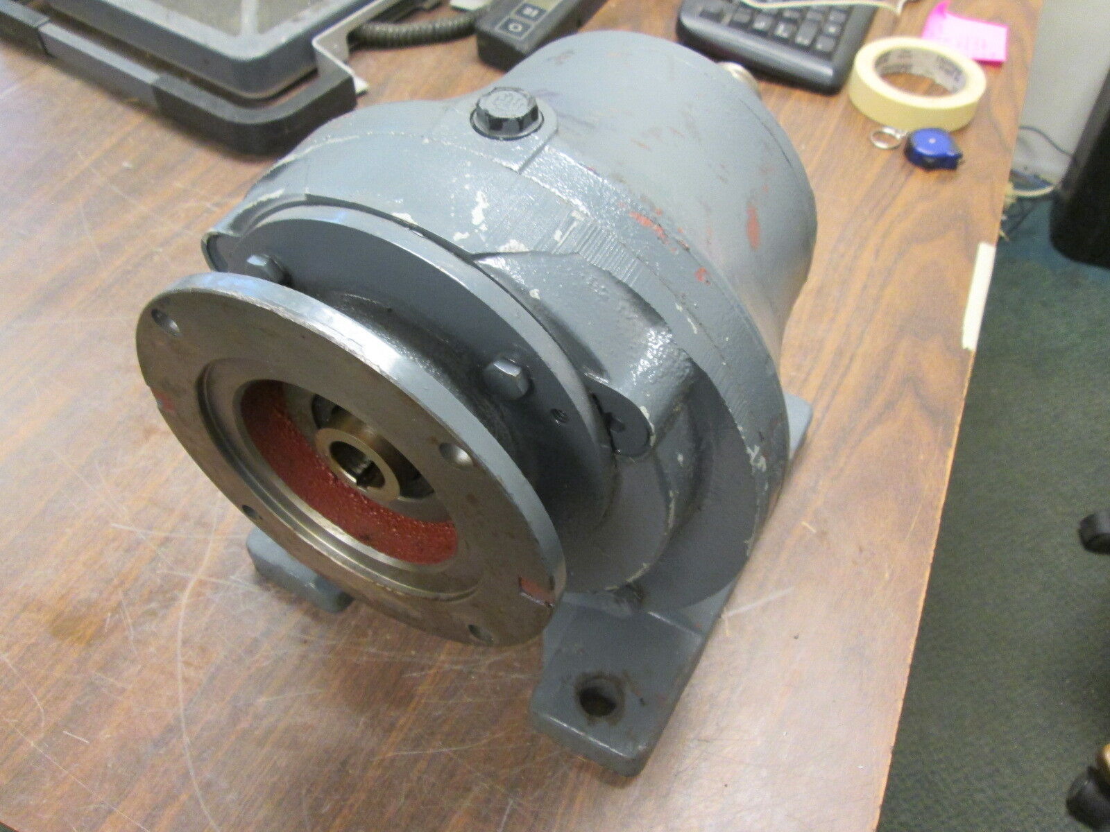 Hub City Poweratio 2000 Gear H12073E 1.5HP 1750RPM In 16.6RPM Out FR:143TC Used