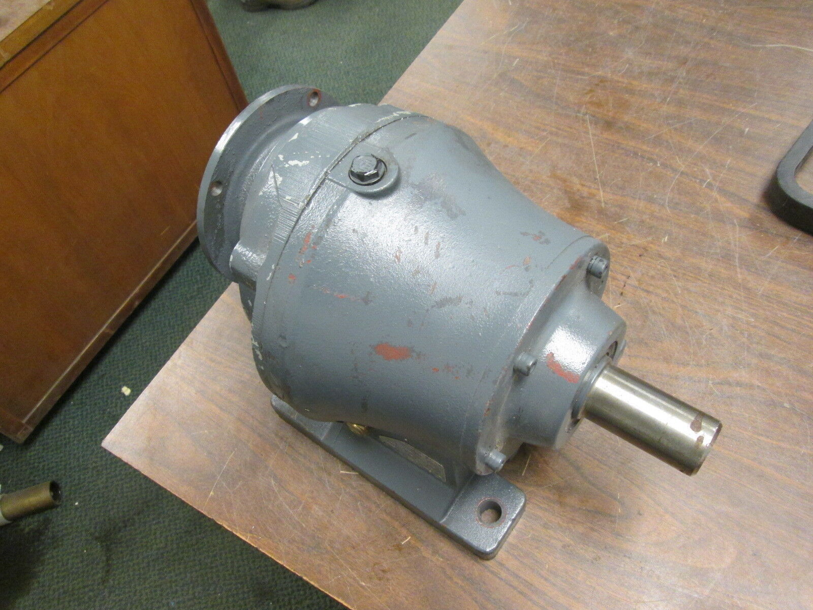 Hub City Poweratio 2000 Gear H12073E 1.5HP 1750RPM In 16.6RPM Out FR:143TC Used