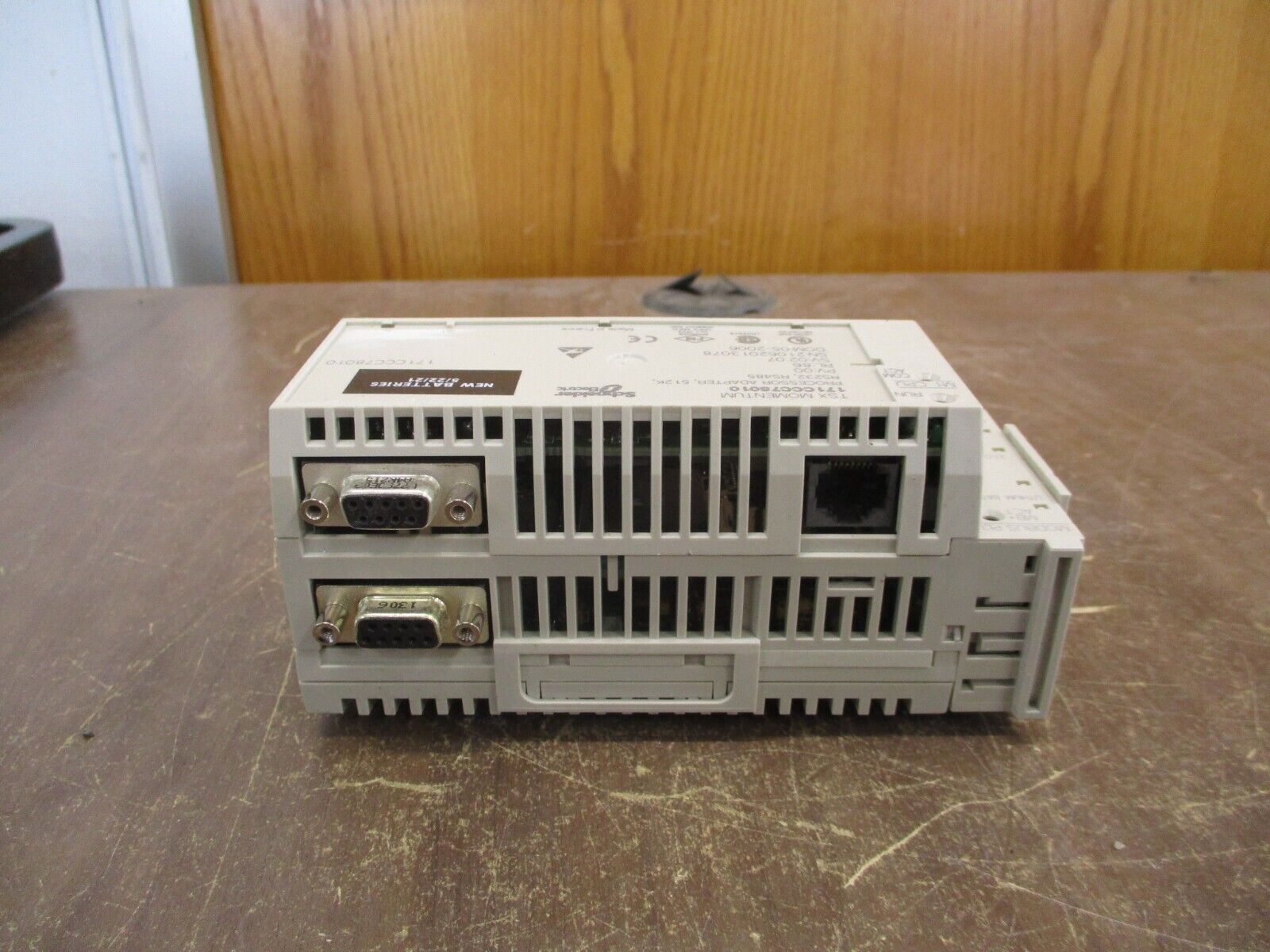 Schneider Electric TSX Momentum Processor w/ I/O Base 171CCC78010 512K Used
